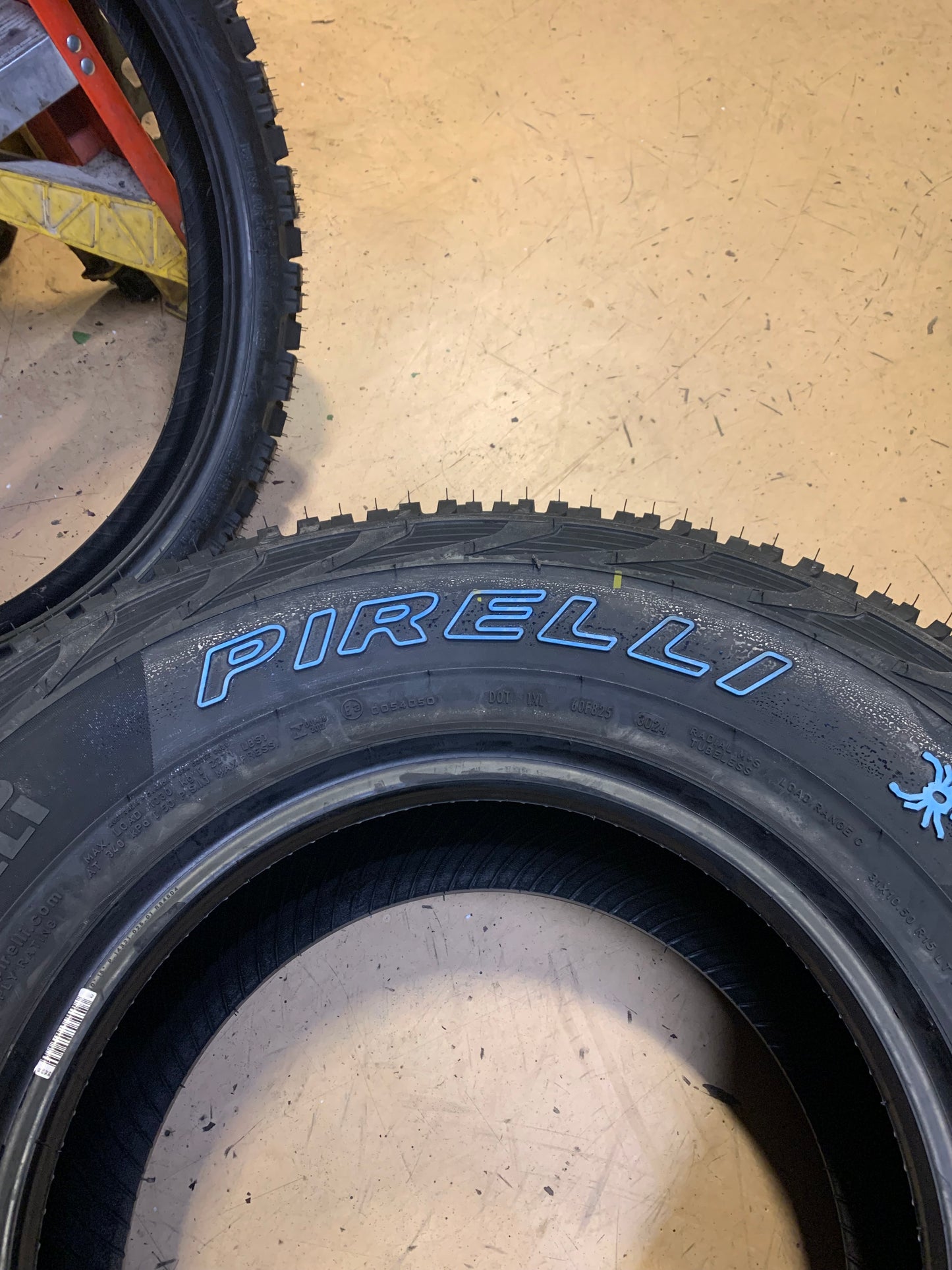 PIRELLI SCORPION ATR OWL LT 31 10.50 15 109S 6 PLY ALL TERRAIN TIRE 1582500