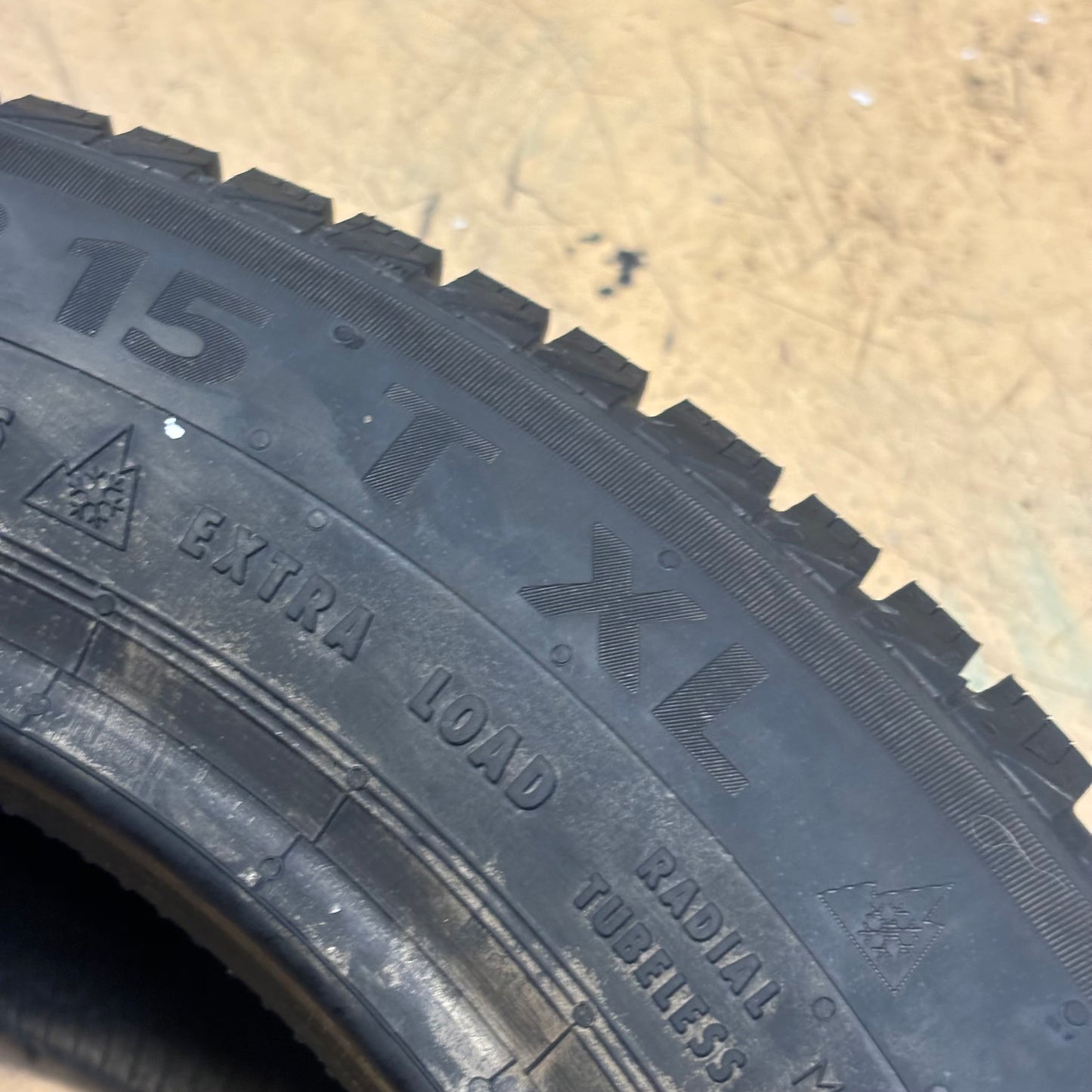CONTINENTAL VIKING CONTACT 7 P 195 55 15 89T XL TIRE 03449840000 SNOW WINTER