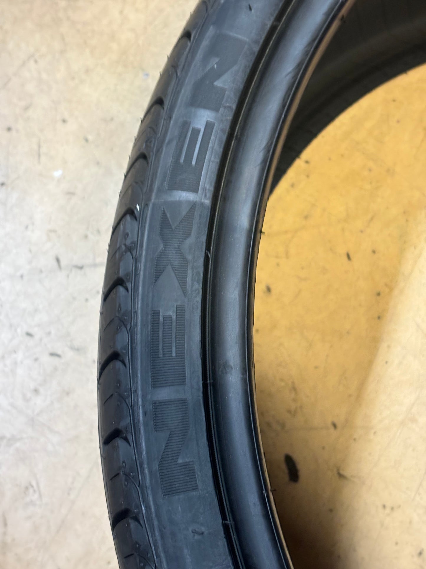 2 NEXEN NFERA SU1 P 295 25 22 97Y XL SUMMER TIRES 14646NXK