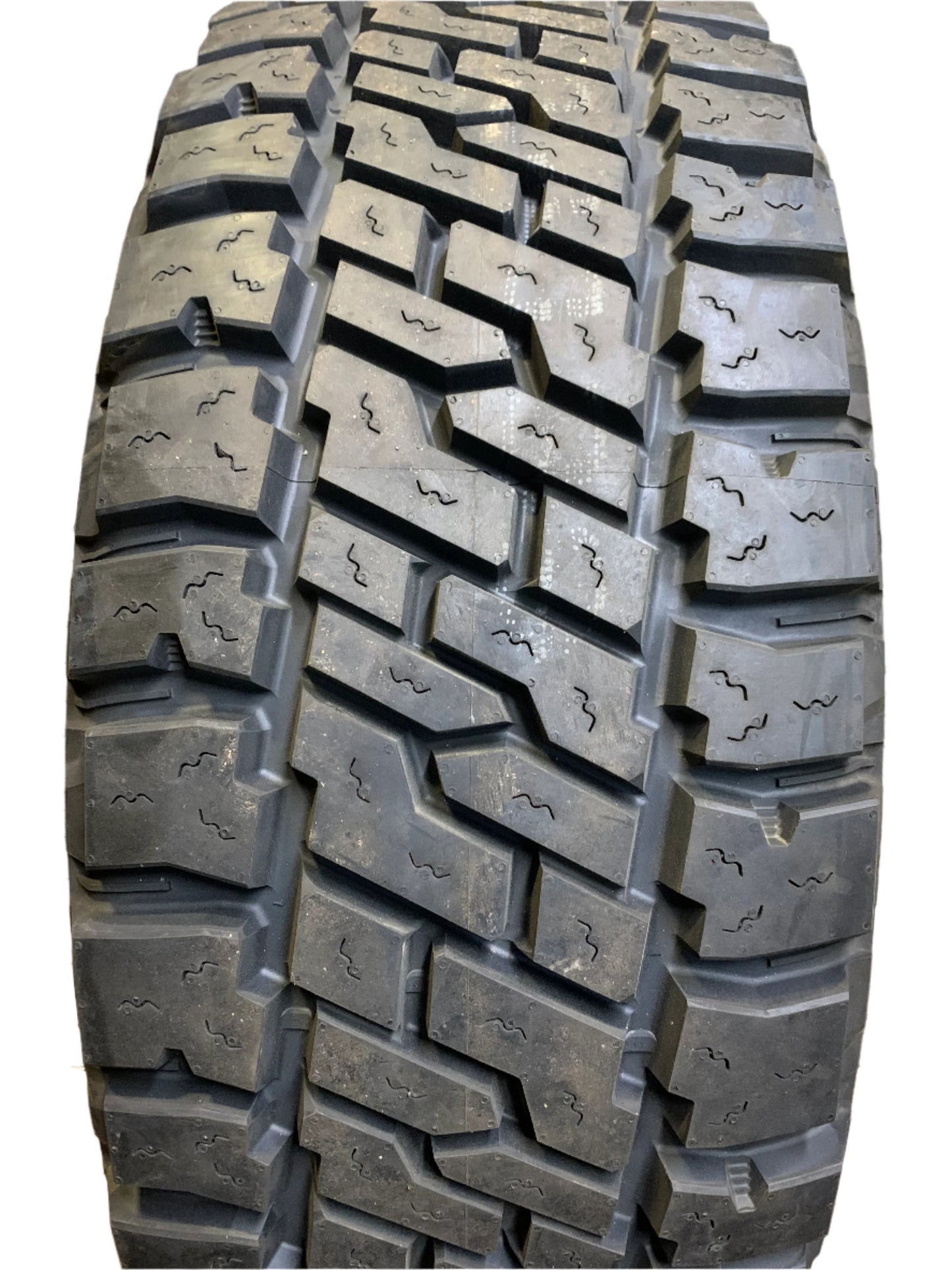 MICKEY THOMPSON BAJA LEGEND EXP BSW LT 37 13.5 20 127Q LRE ALL TERRAIN TIRE 331084002