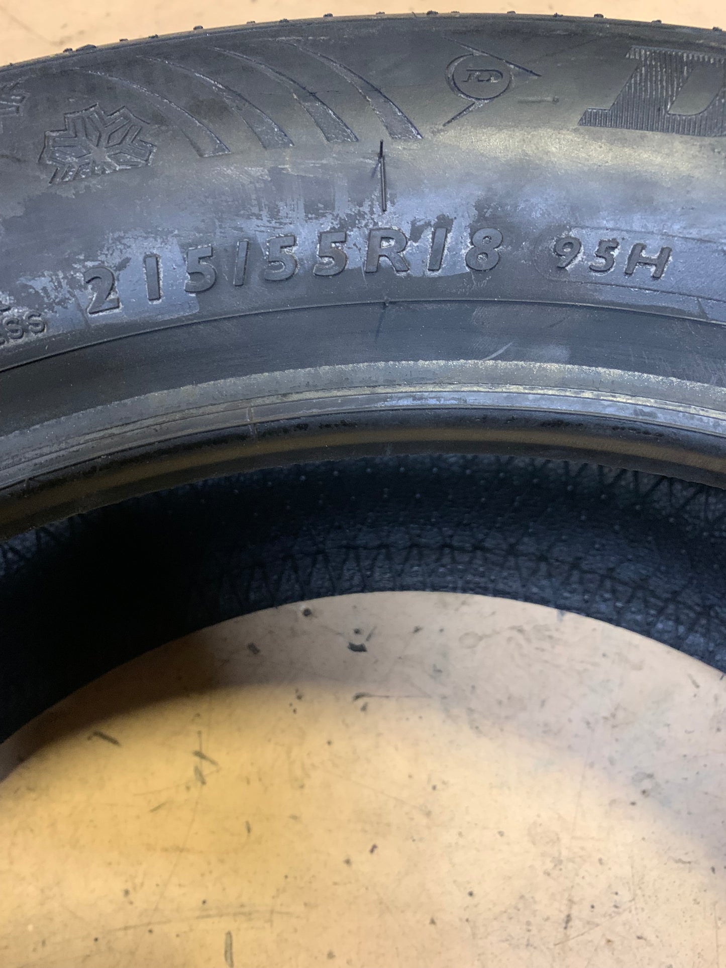 DUNLOP SP WINTER SPORT 4D ROF (MO) BSW P 215 55 18 95H WINTER TIRE 265029141