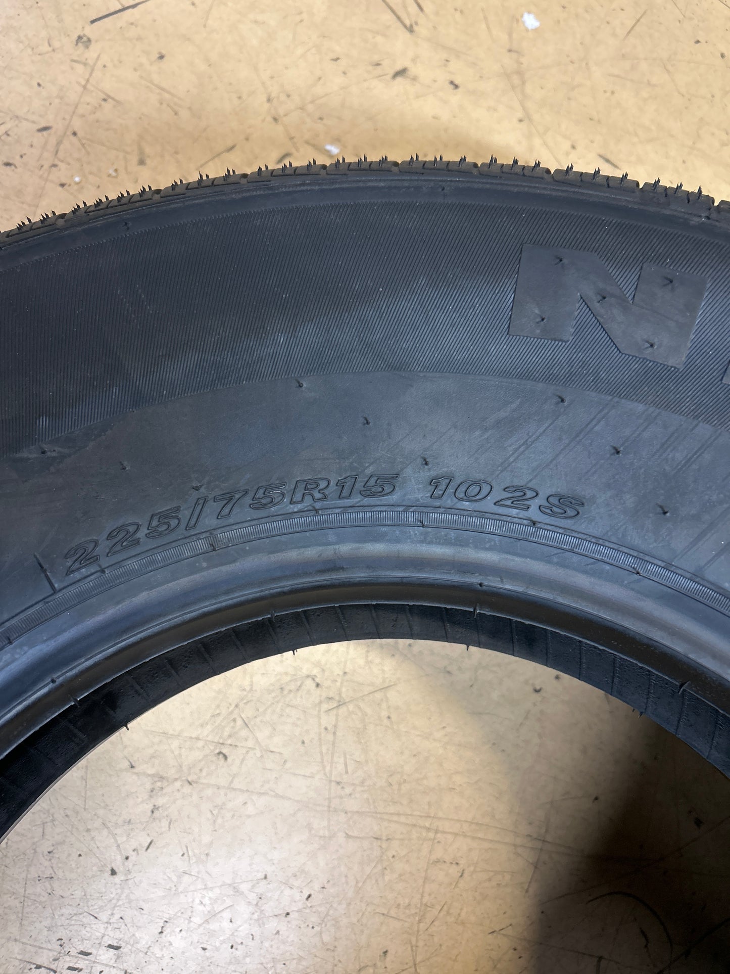 NEXEN NPRIZ AH5 NWW P 225 75 15 102S ALL SEASON TIRE 15407NXK