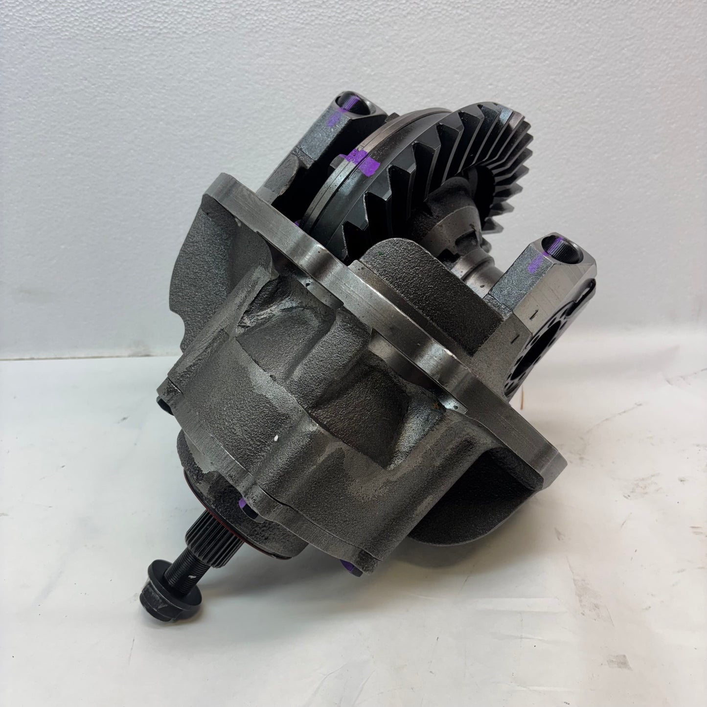 YUKON NODULAR IRON DIFFERENTIAL FORD 9" GEAR RATIO 31 SPLINE COUNT 6.00 R:36 P:6 NO YOKE INCLUDED