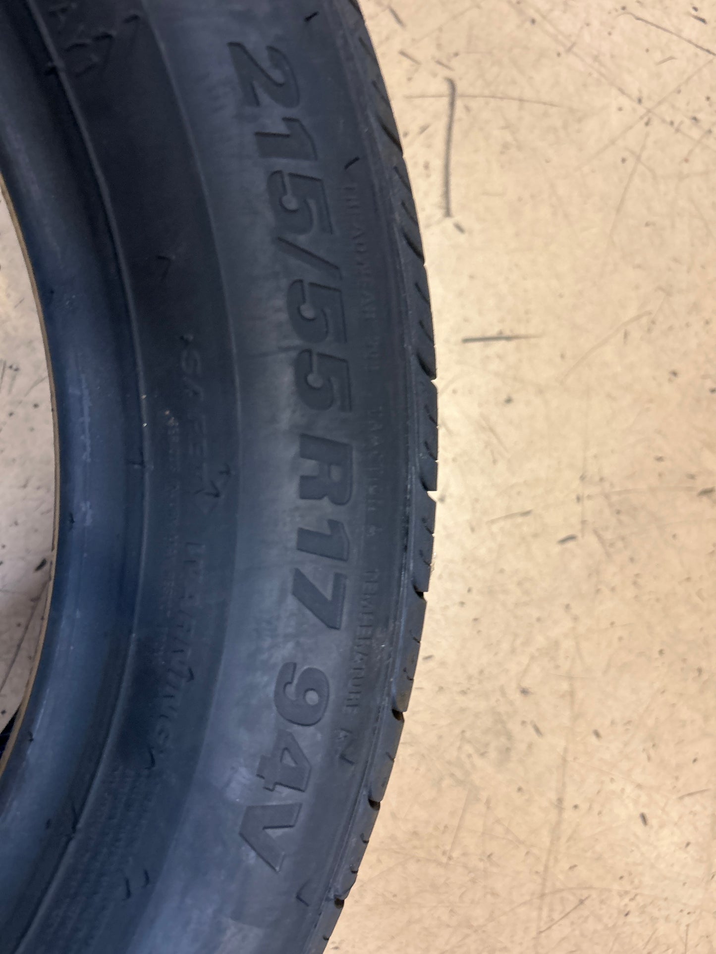 KUMHO SOLUS TA31 BSW P 215 55 17 94V ALL SEASON TIRE 2175593