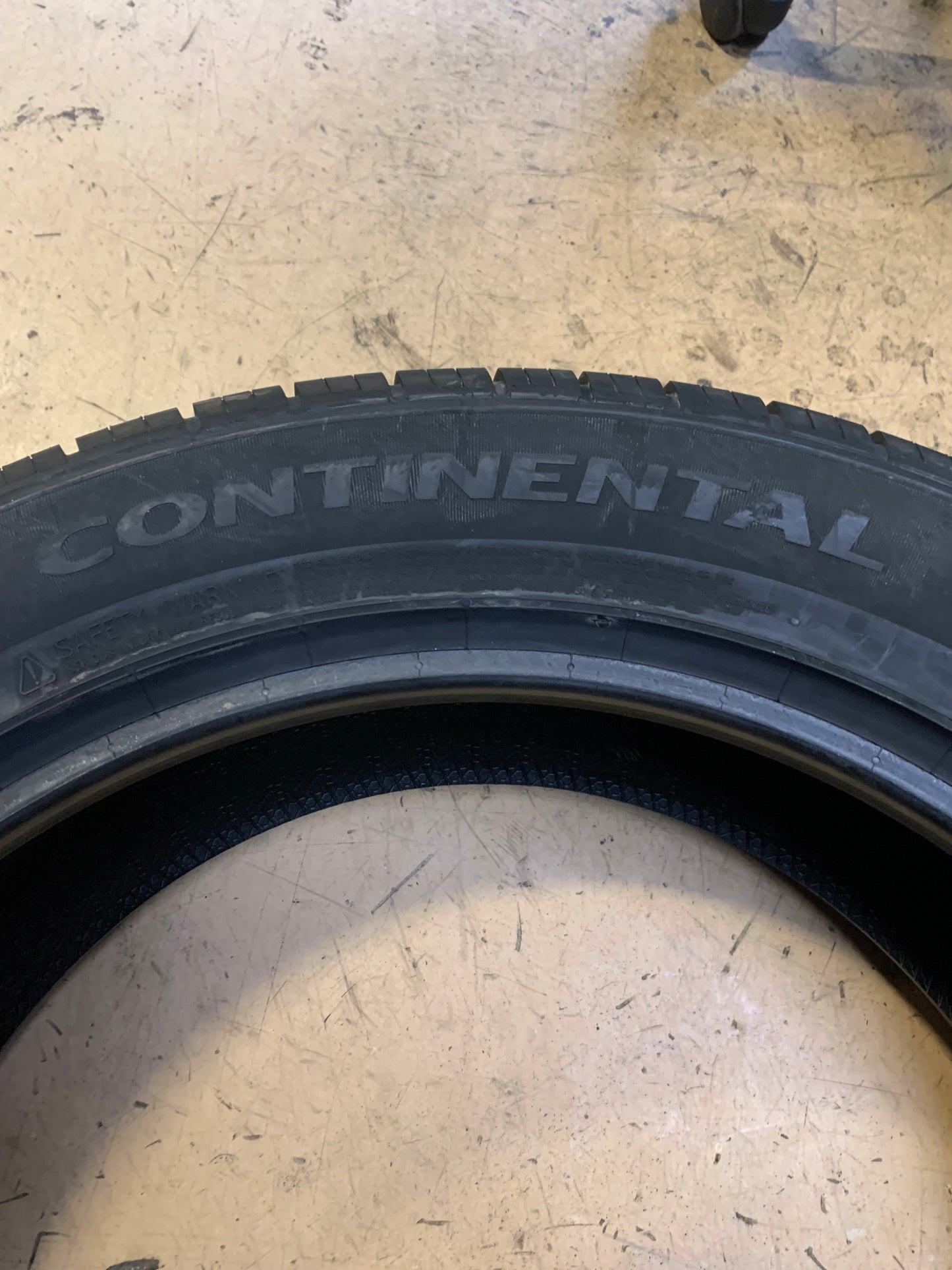 CONTINENTAL CROSSCONTACT LX25 P 235 55 20 102H ALL SEASON TIRE 15491650000