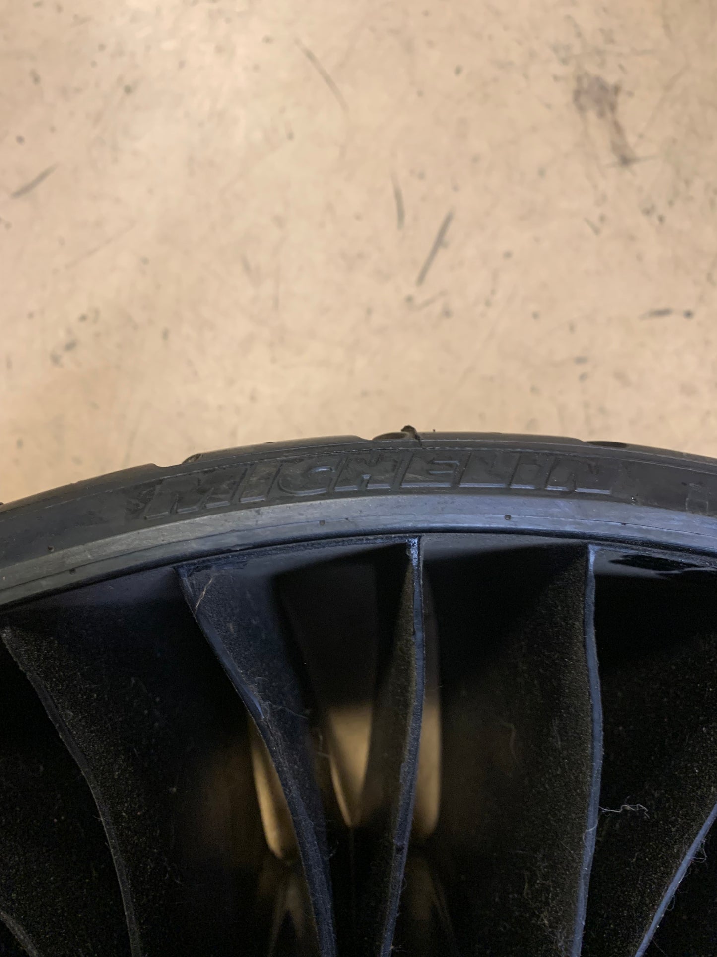 MICHELIN X TWEEL TURF BSW 24 12 12 5X4.5 ATV/UTV TIRE 54411