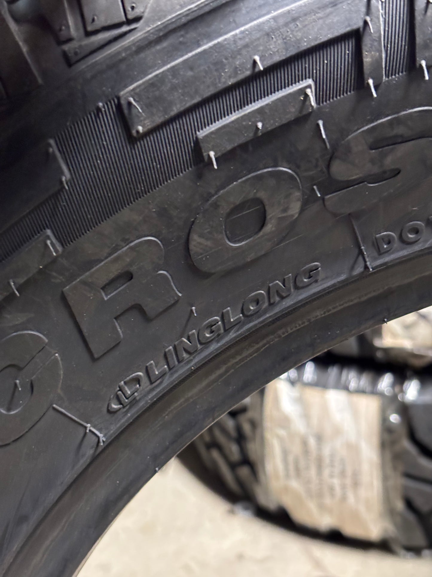 NOS LINGLONG CROSSWIND A/T BSW LT 275 65 20 126/123Q LRE 10 PLY ALL TERRAIN TIRE CTL43