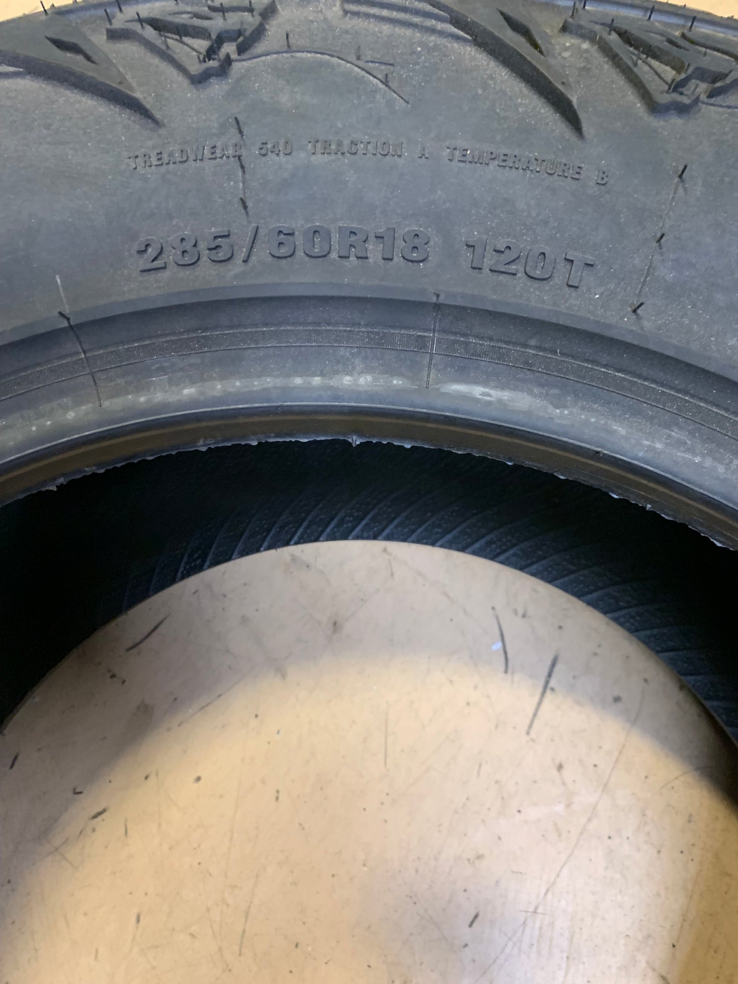 2 RADAR RENEGADE A/T PRO BSW P 285 60 18 120T XL ALL TERRAIN TIRE RACSTH0028