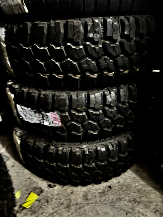 (TODO) MUD CLAW EXTREM MT LT 315 75 16 121/118Q LRD 8 PLY MUD TERRAIN TIRE MCX77