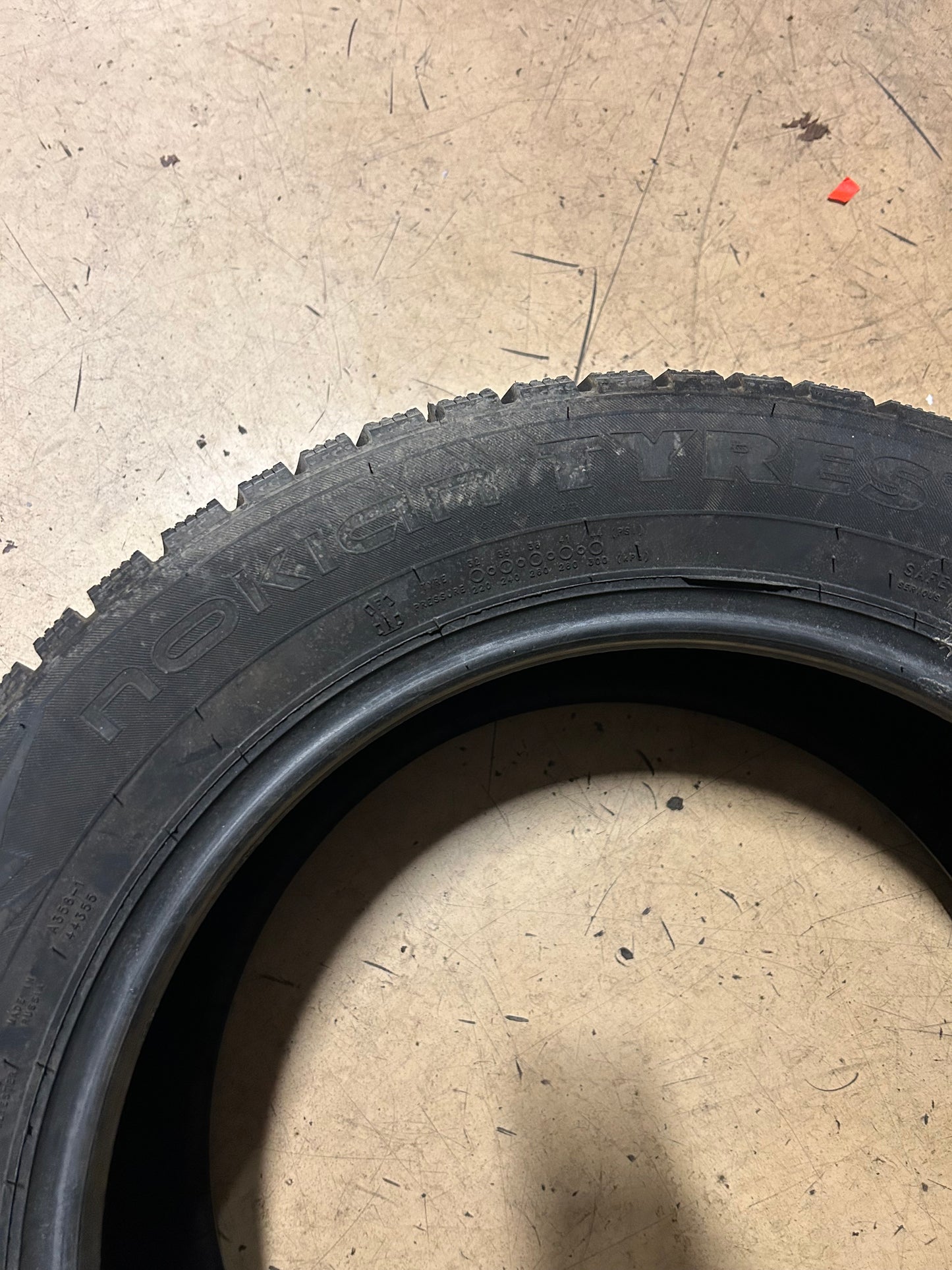 NOS NOKIAN NORDMAN 7 BSW P 205 55 16 94T XL WINTER TIRE T430039