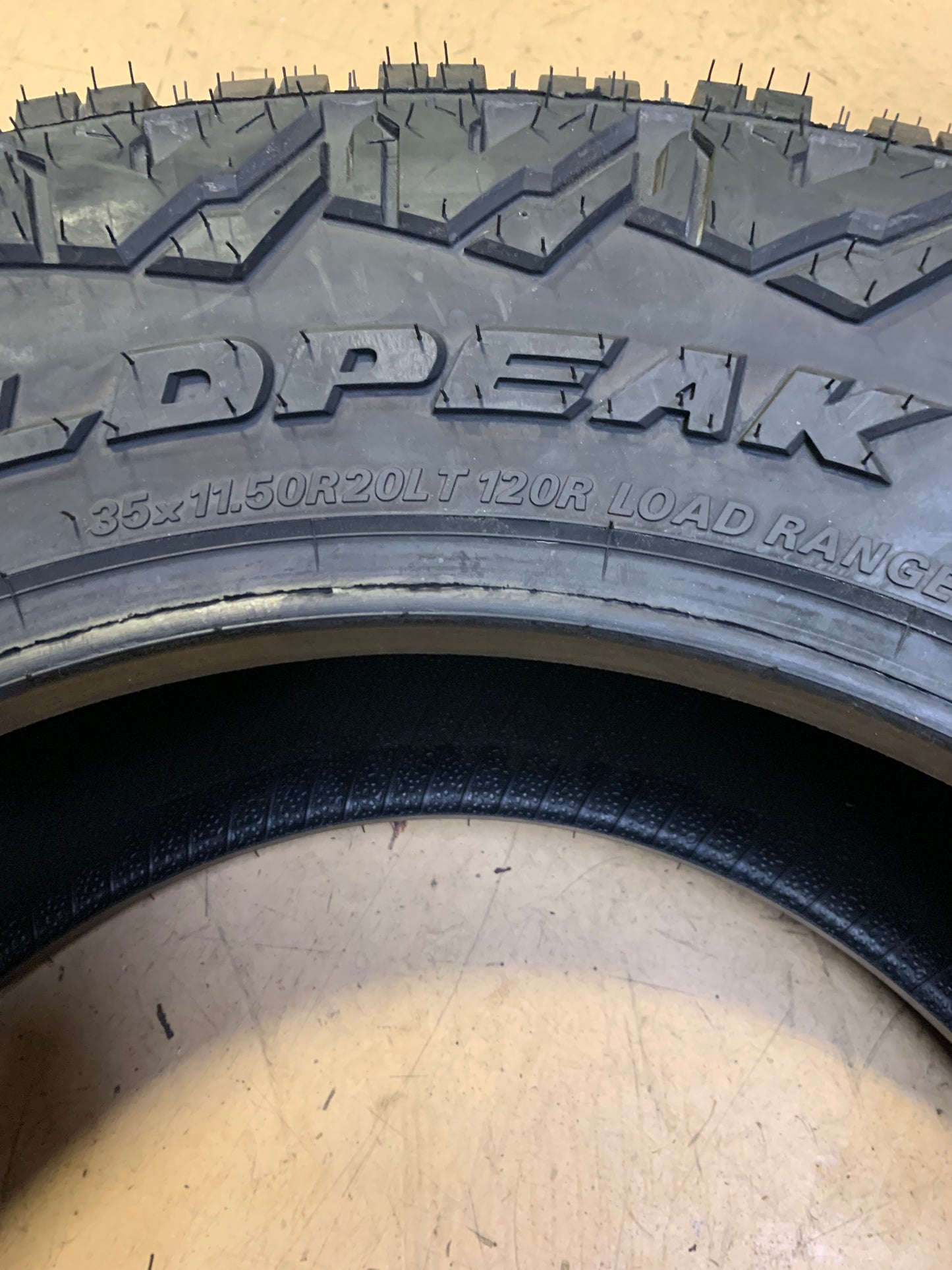 FALKEN WILDPEAK R/T01 BSW LT 35 11.5 20 120R 8PLY LIGHT TRUCK TIRE 28757654