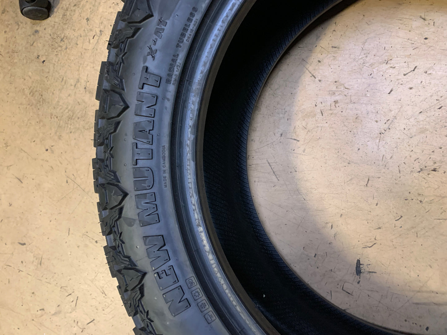 PREDATOR NEW MUTANT X-AT BSW P 275 55 20 117T XL ALL TERRAIN TIRE PRXAT17