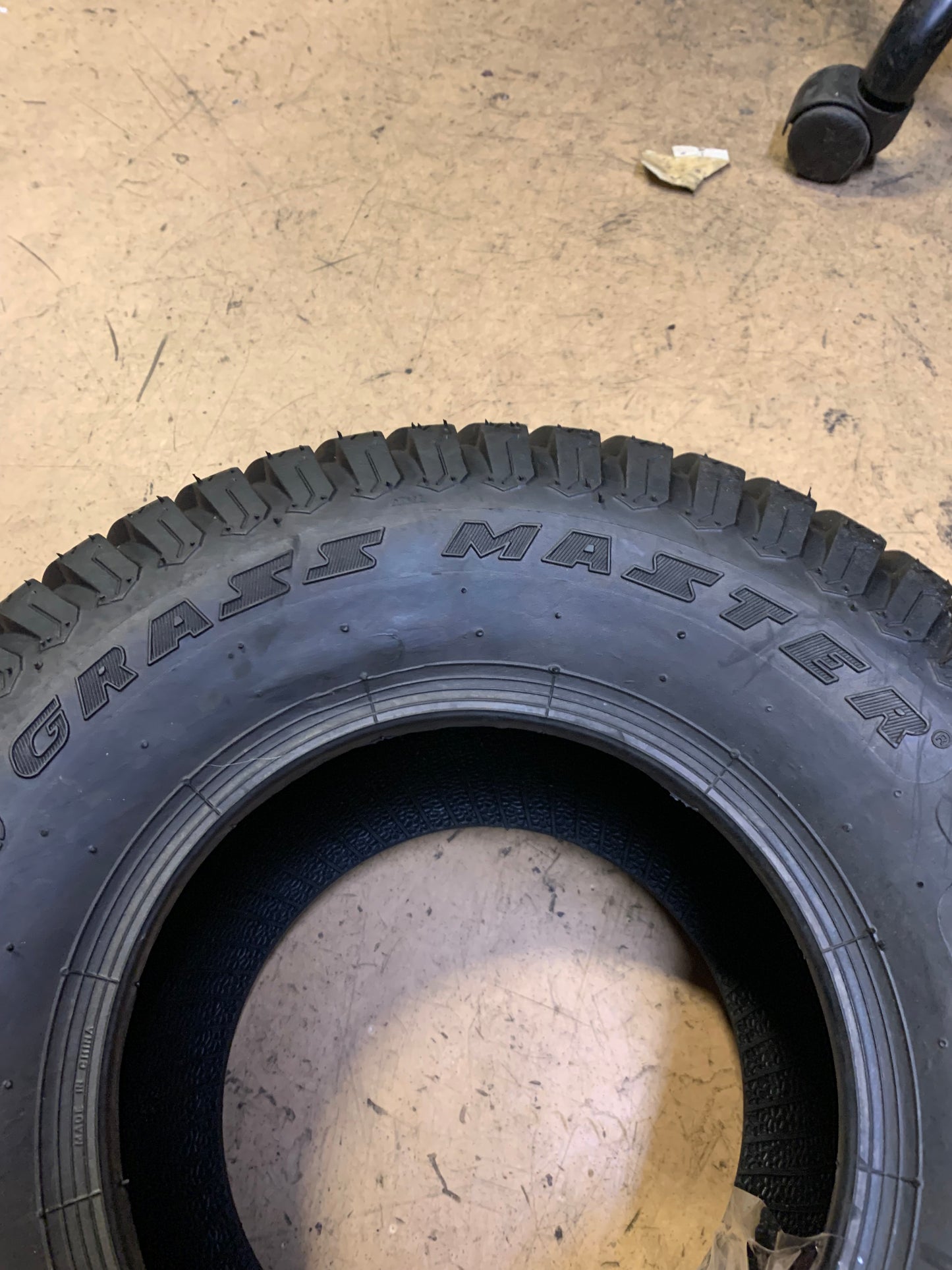 OTR GRASSMASTER P332 BSW AT 18 8.5 8 2PLY ATV/UTV TIRE T802188508