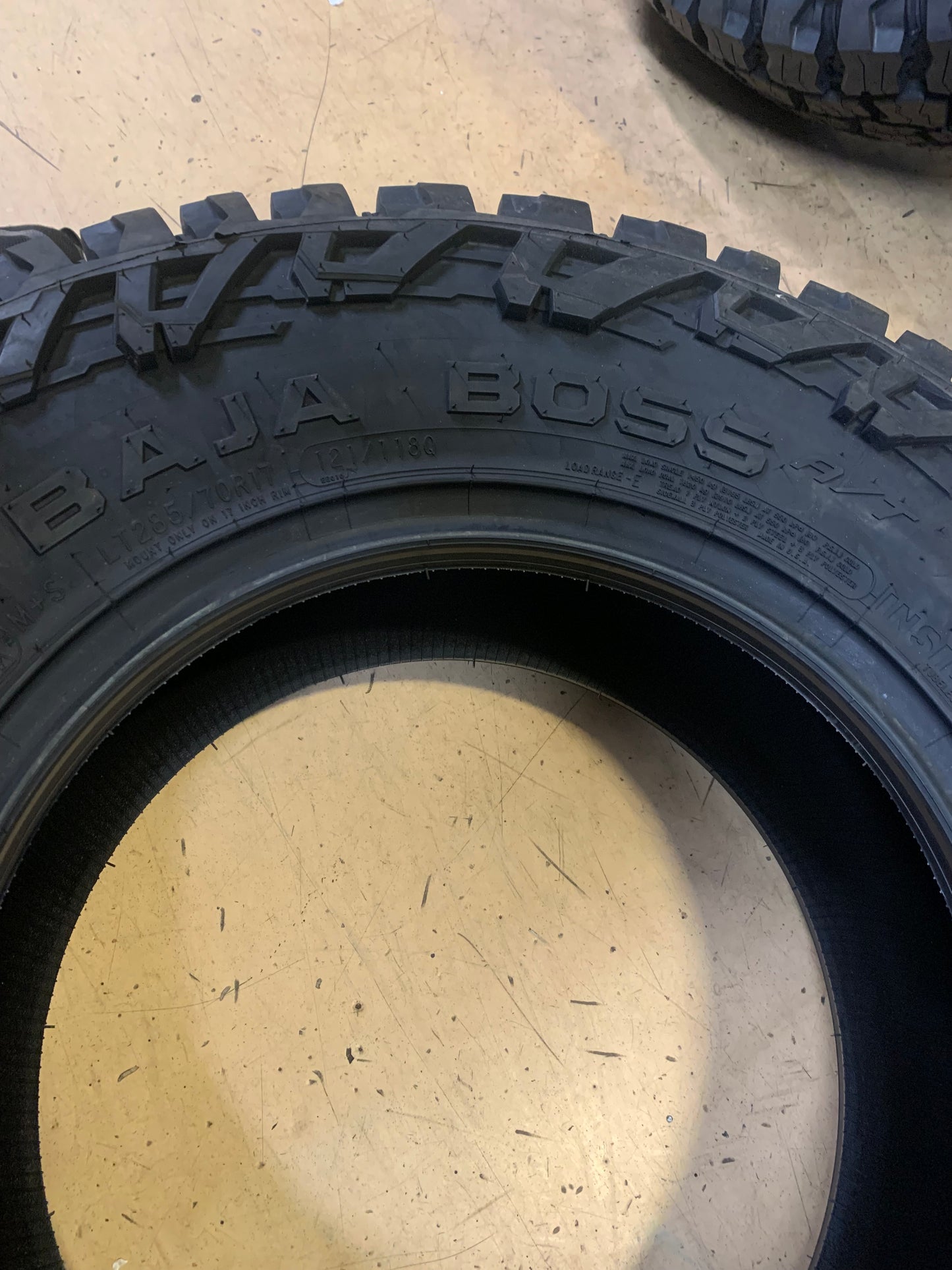 2 MICKEY THOMPSON BAJA BOSS A/T LT 285 70 17 121/118Q 10PLY TIRE 331285001