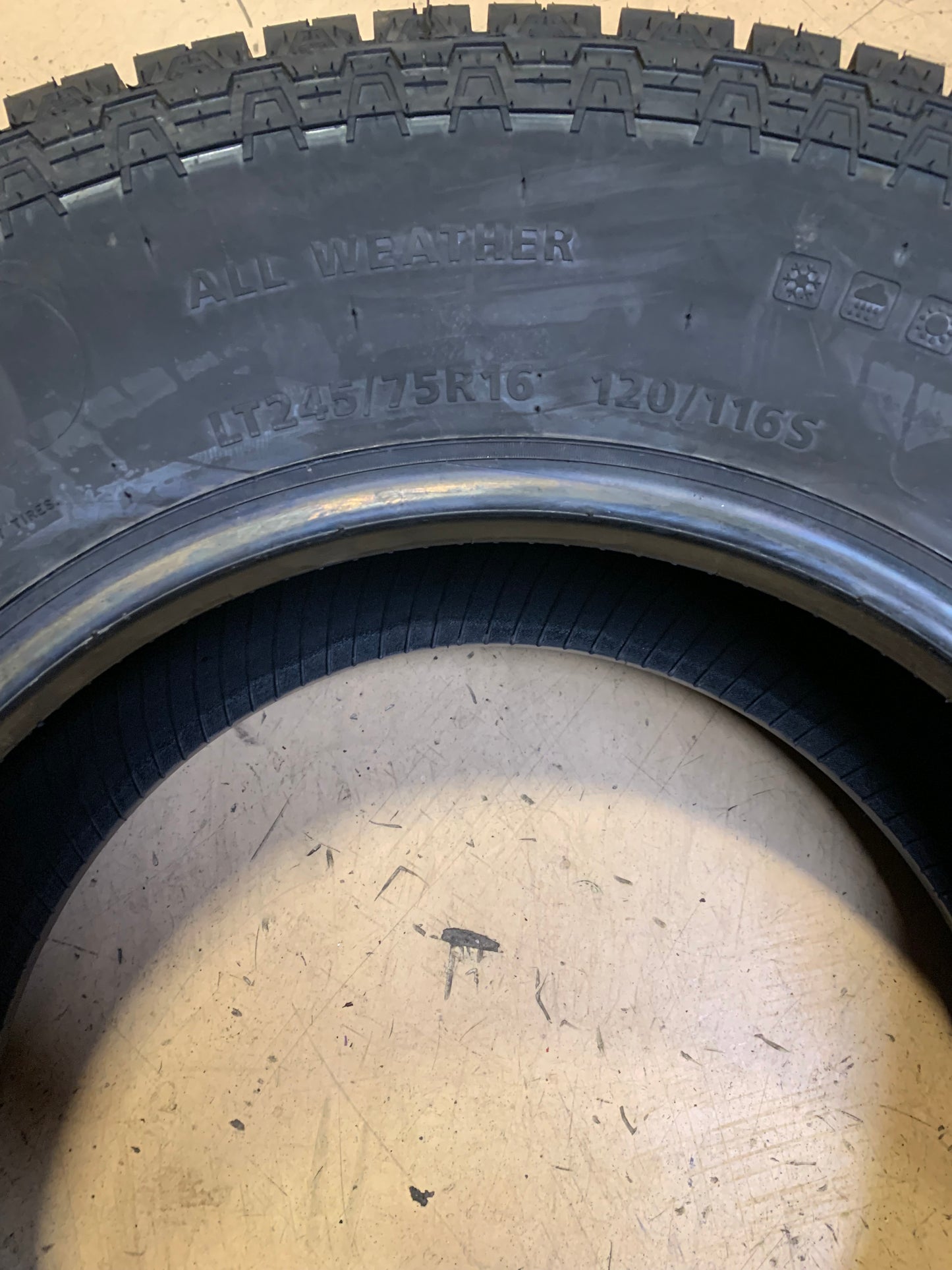 LIONHART LIONCLAW ATX2 BSW LT 245 75 16 120/116S 10 PLY ALL TERRAIN TIRE LHSTATX1675040