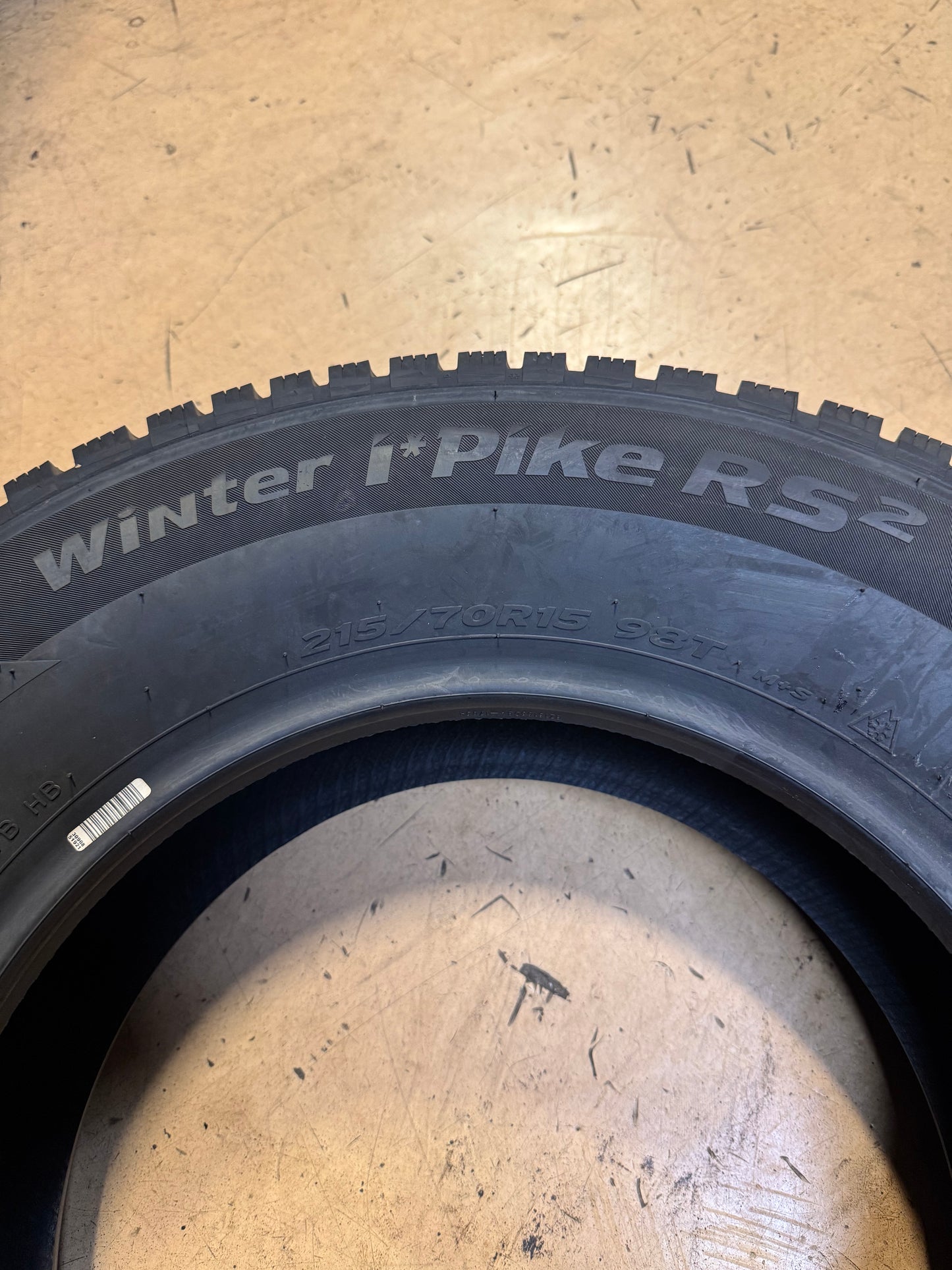 HANKOOK WINTER I PIKE RS2 BSW P 215 70 15 98T WINTER TIRE 1028945