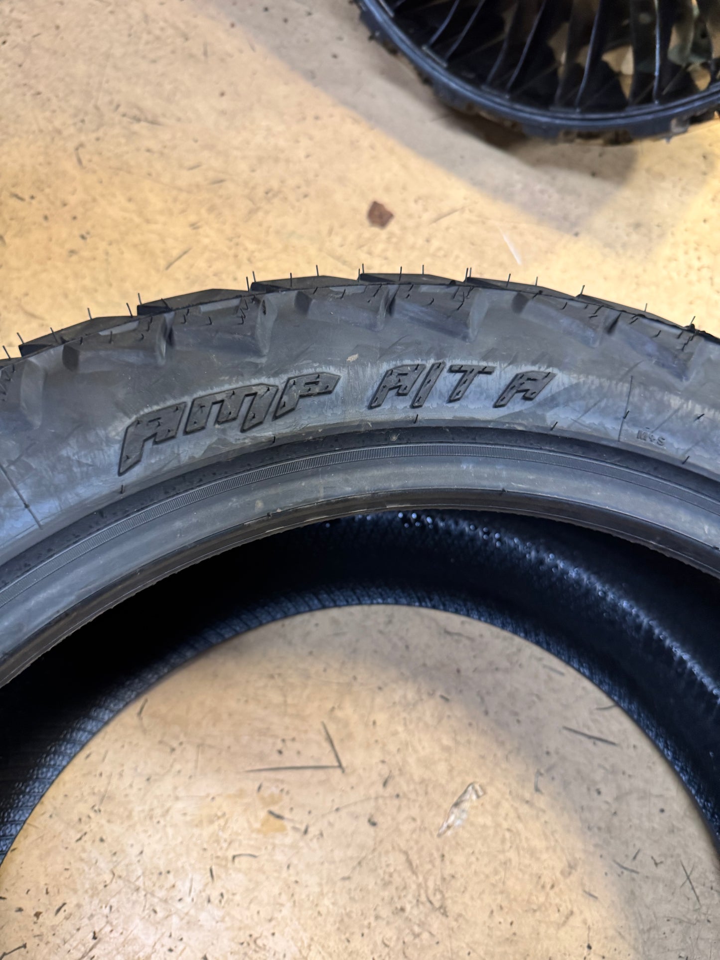 AMP TERRAIN ATTACK A/T A BSW LT 33 12.5 22 109R 10PLY ALL TERRAIN TIRE 33125022AMPCA3
