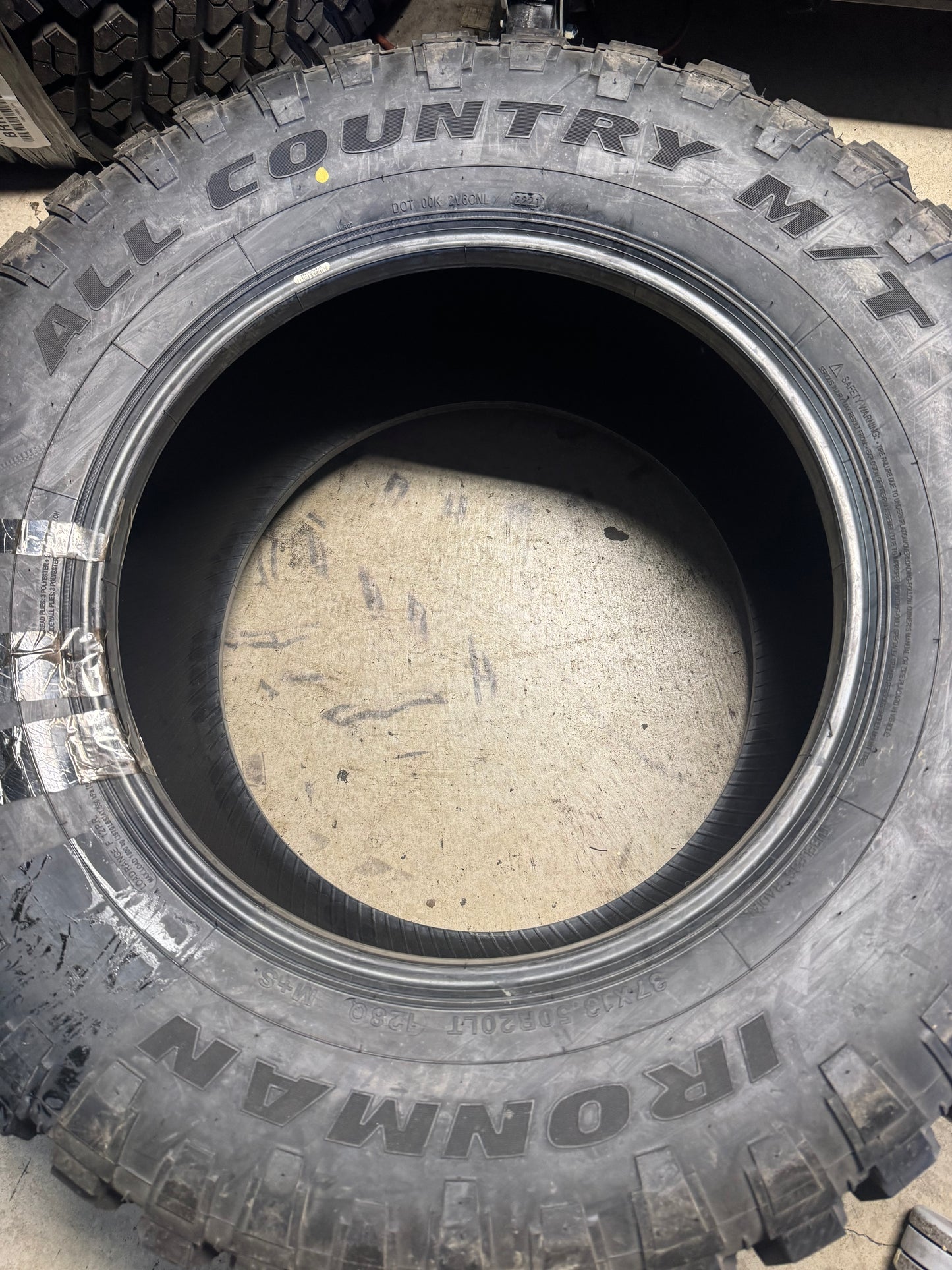 NOS IRONMAN ALL COUNTRY M/T BSW LT 37 13.5 20 128Q 12PLY MUD TERRAIN TIRE 98372