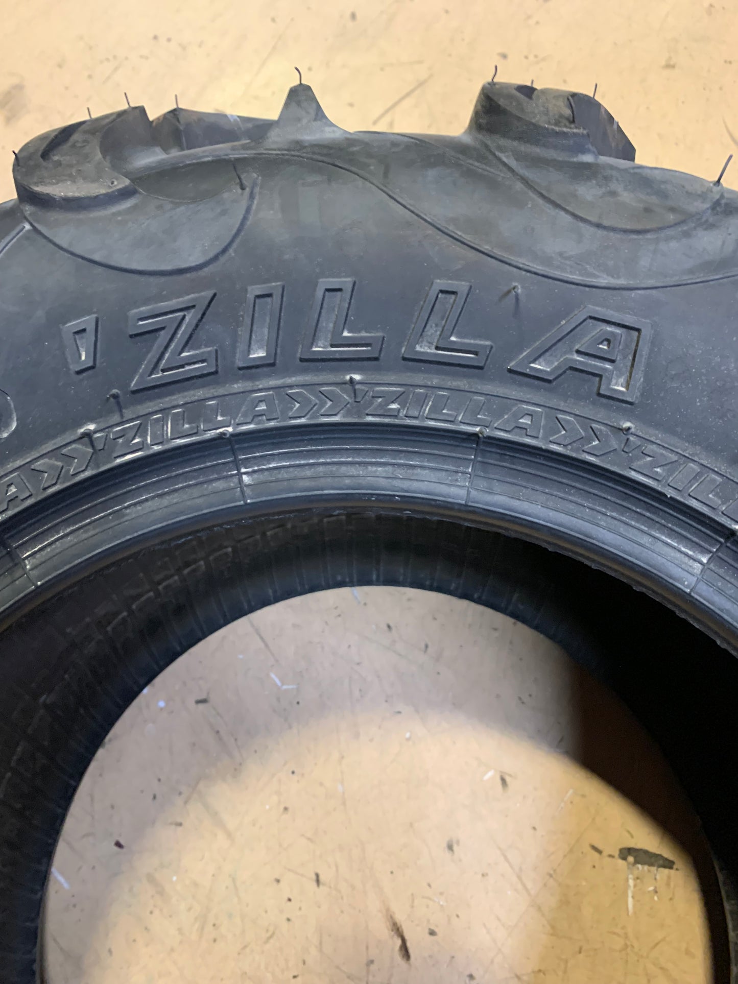 NOS MAXXIS ZILLA BSW AT 26 9 12 6PLY ATV/UTV TIRE TM00452100