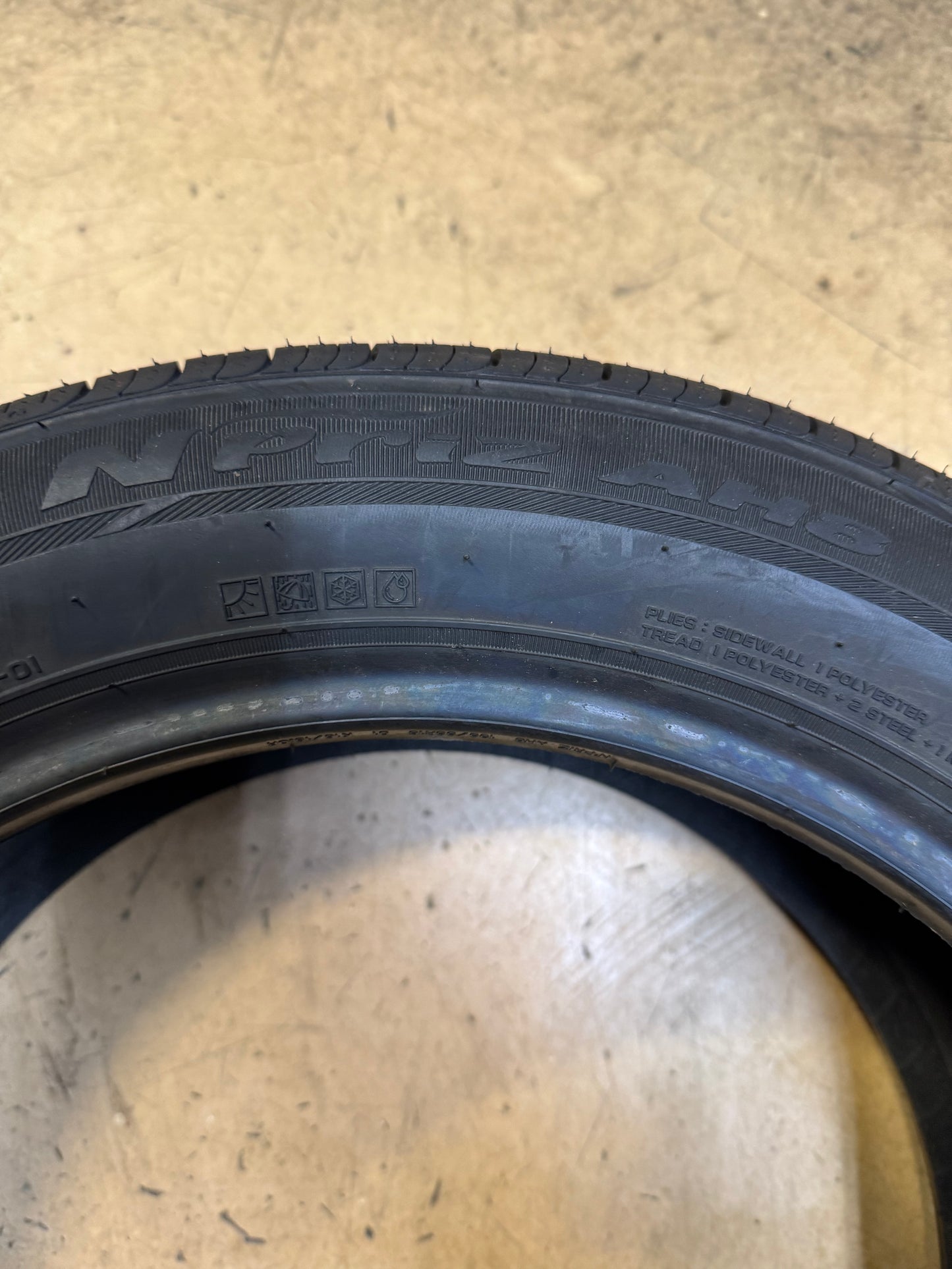 NEXEN NPRIZ AH8 BSW P 195 55 16 87V ALL SEASON TIRE 15523NXK