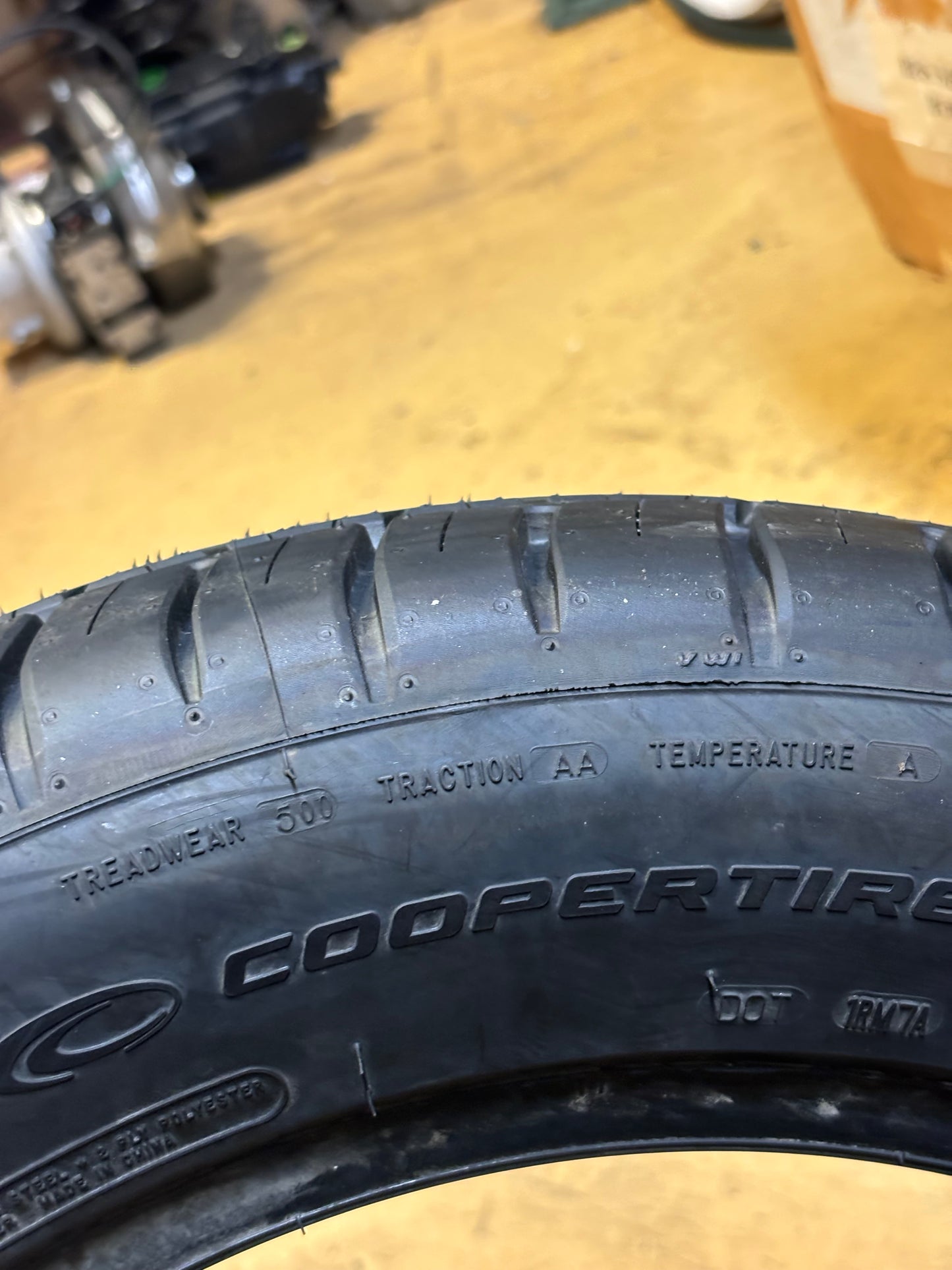 COOPER ZEON RS3-G1 BSW P 235 55 17 99W SL ALL SEASON TIRE 160043017