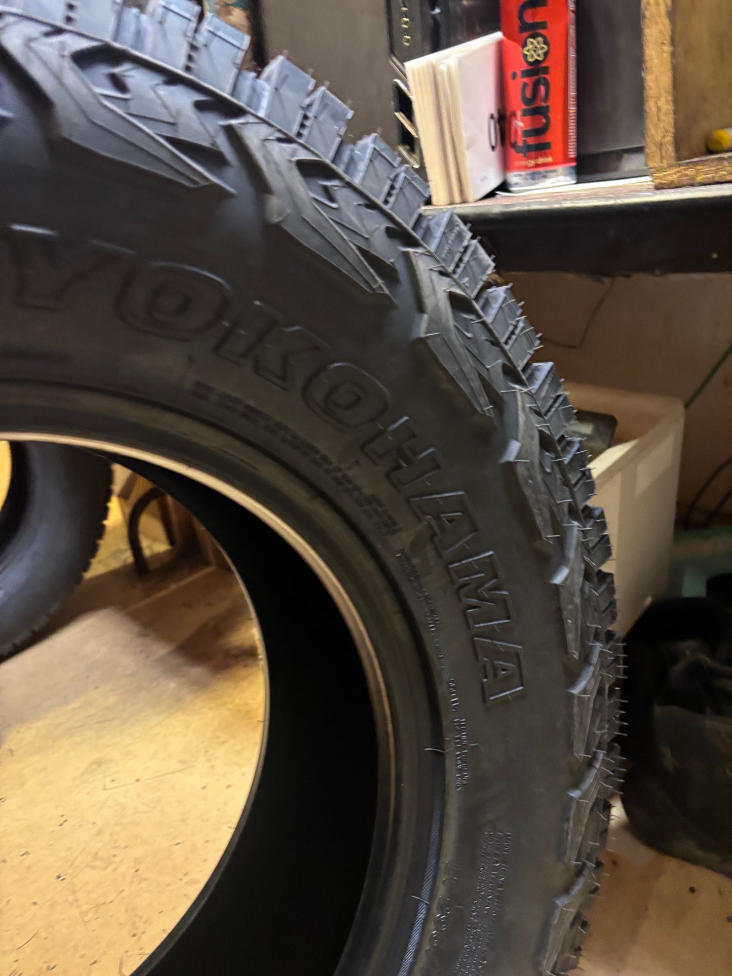 YOKOHAMA GEOLANDAR X-AT BSW LT 295 70 18 129/126Q LRE 10 PLY ALL TERRAIN TIRE 110116015