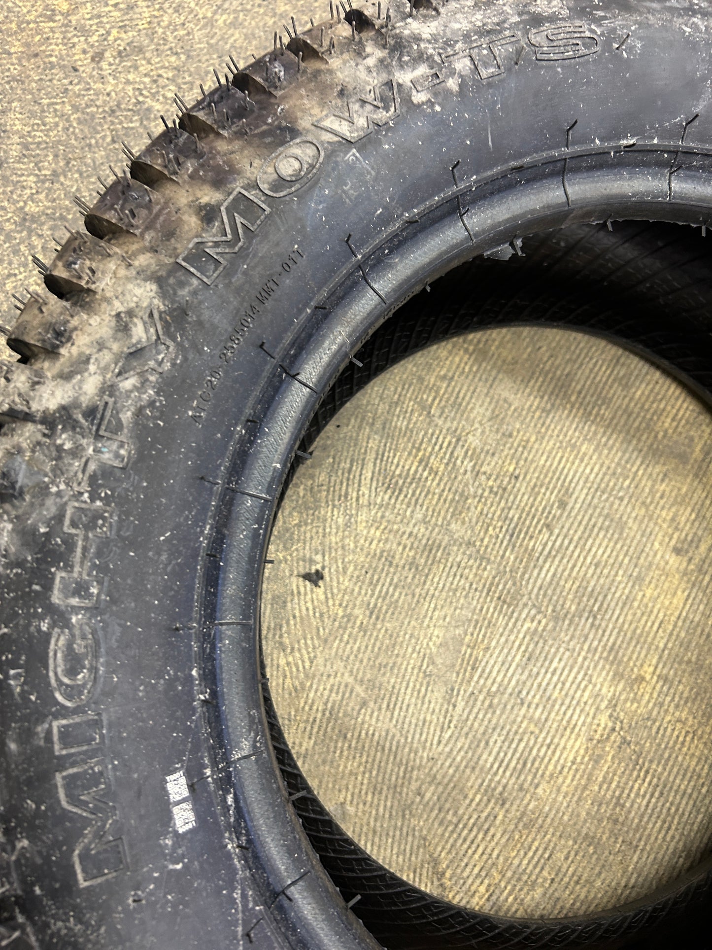 GALAXY MIGHTY MOW-TS BSW 25 8.5 14 6PLY LAWN TIRE 485629