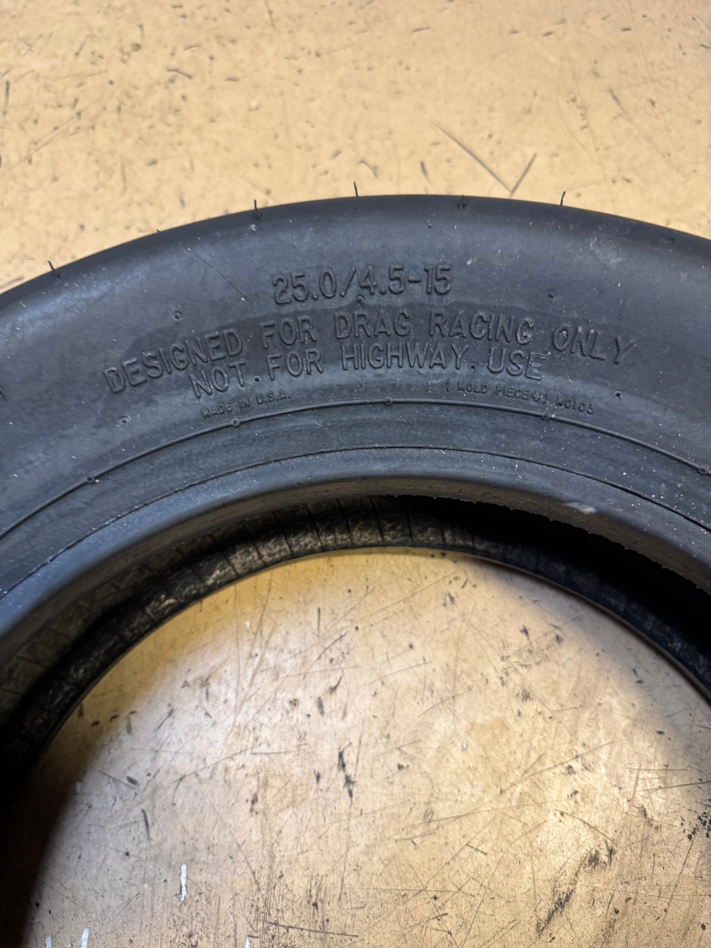 MICKEY THOMPSON ET FRONT WL 25 4.5 15 DRAG TIRE 250934