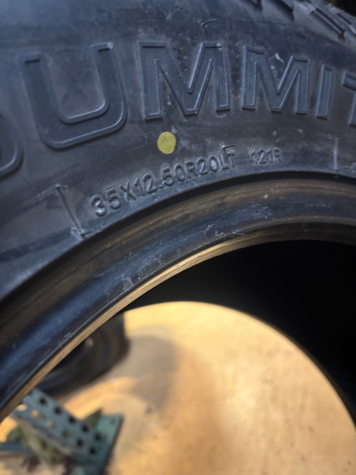 DTO 15/32” SUMMIT TRAIL CLIMBER AT02 BSW LT 35 12.5 20 121R LRE 10 PLY ALL TERRAIN TIRE 20920 DEALER TAKE OFF