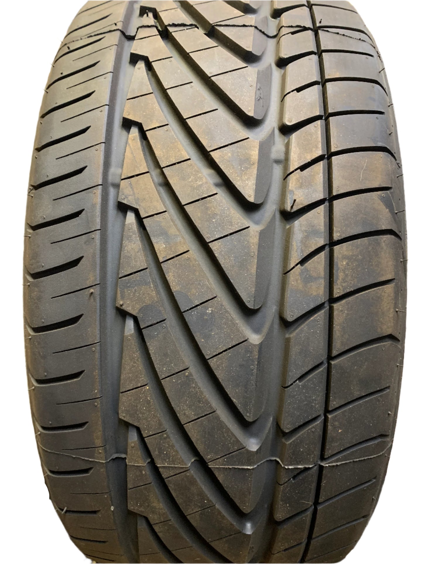 NITTO NEO GEN BSW P  245 40 18 97W ALL SEASON TIRE 185250