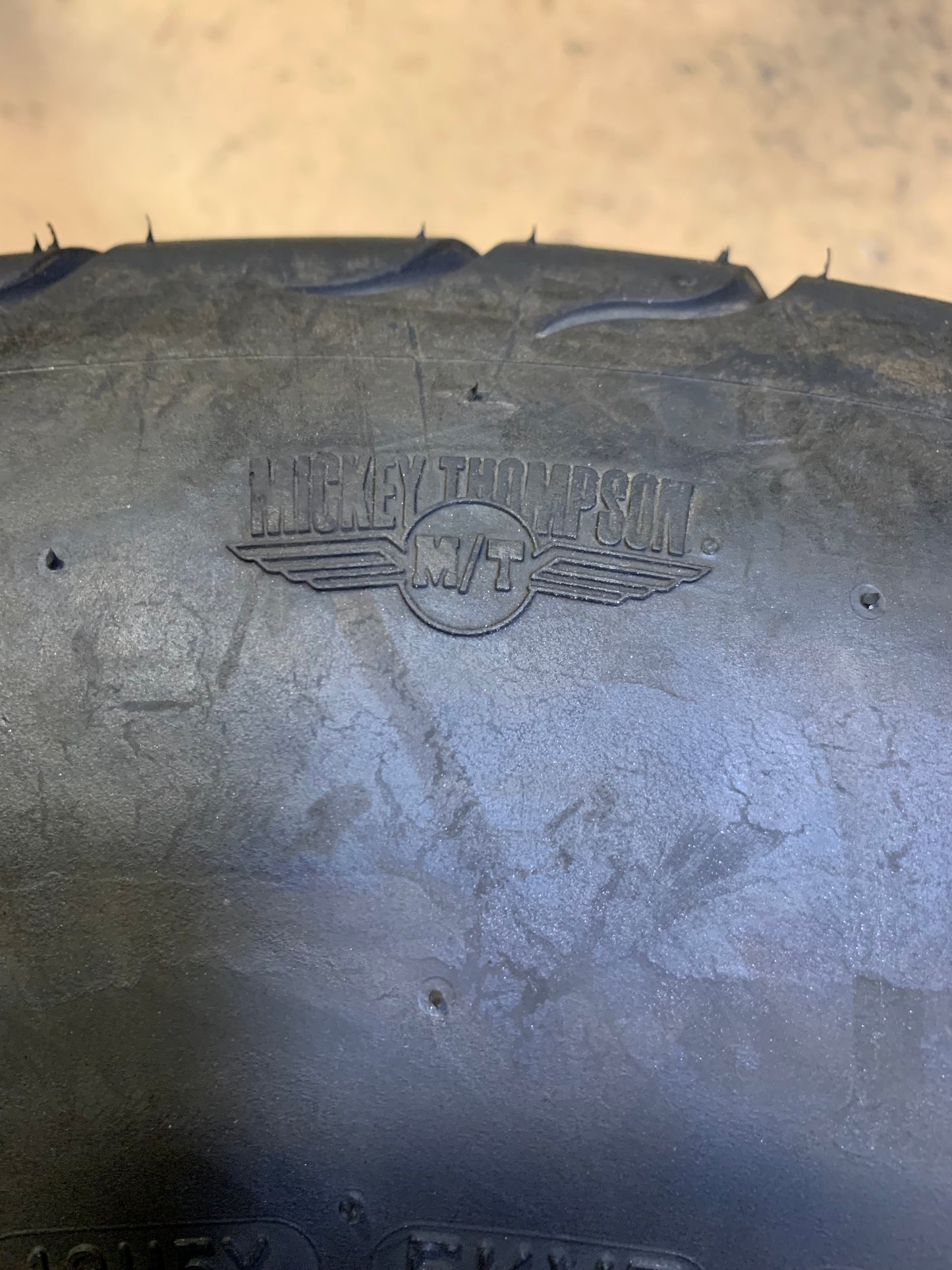 MICKEY THOMPSON SPORTSMAN S/R BSW P 29 15 15 98H 2PLY PERFORMANCE TIRE 90000000225