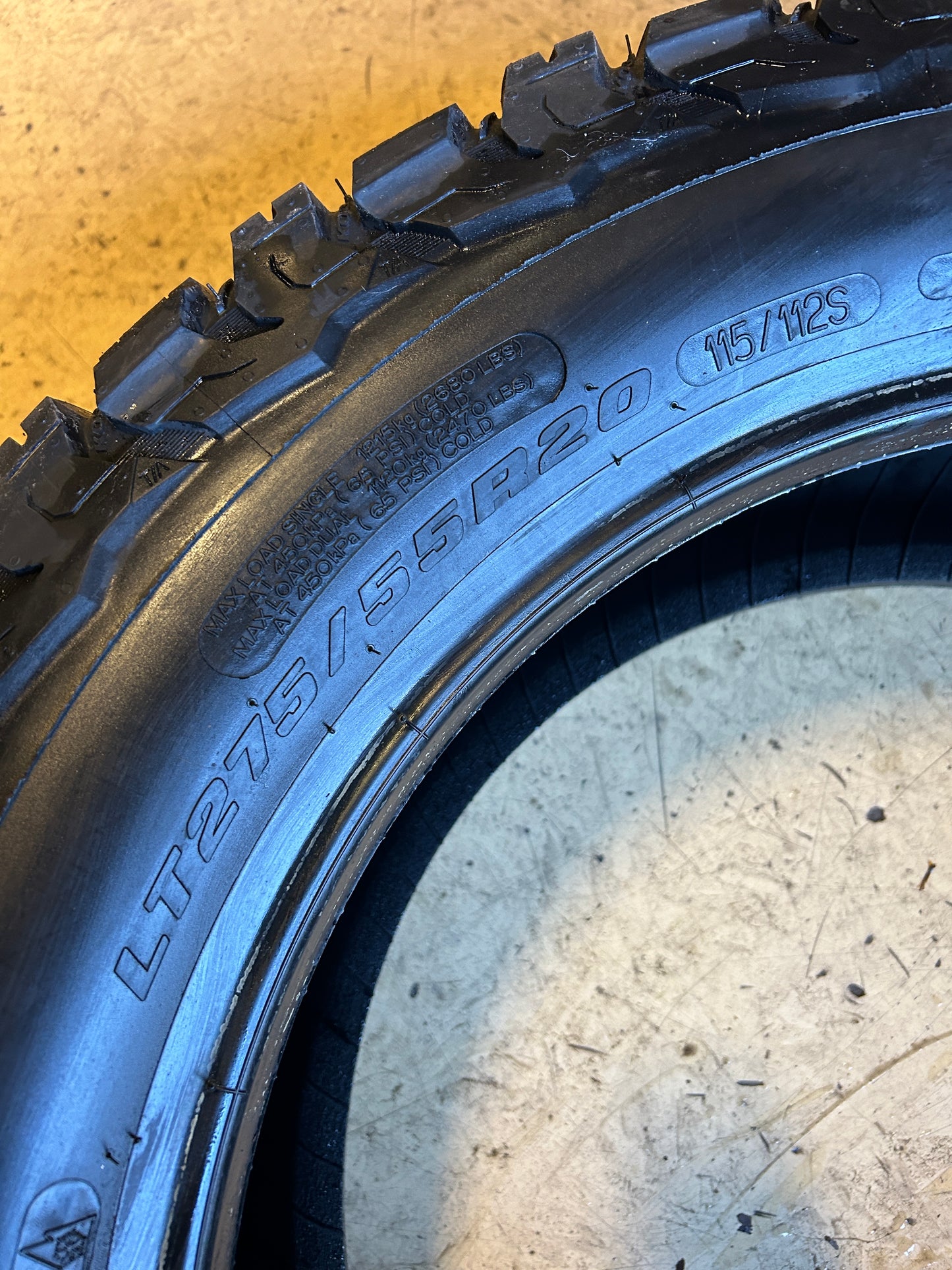 BFGOODRICH ALL-TERRAIN T/A KO3 BSW LT 275 55 20 115/112S 8PLY TIRE 56770