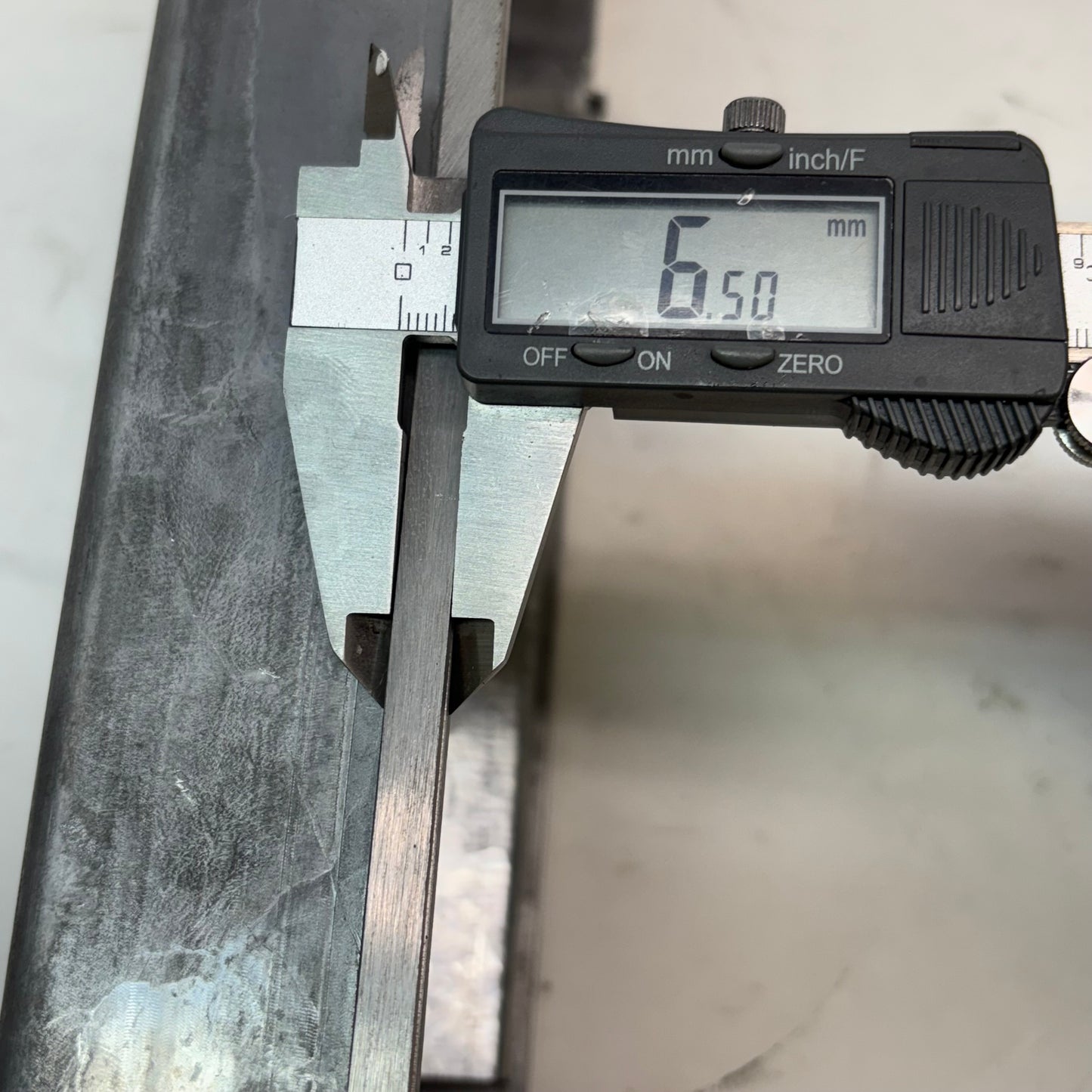 UNBRANDED 6 BOLT SHALLOW VALVE COVER