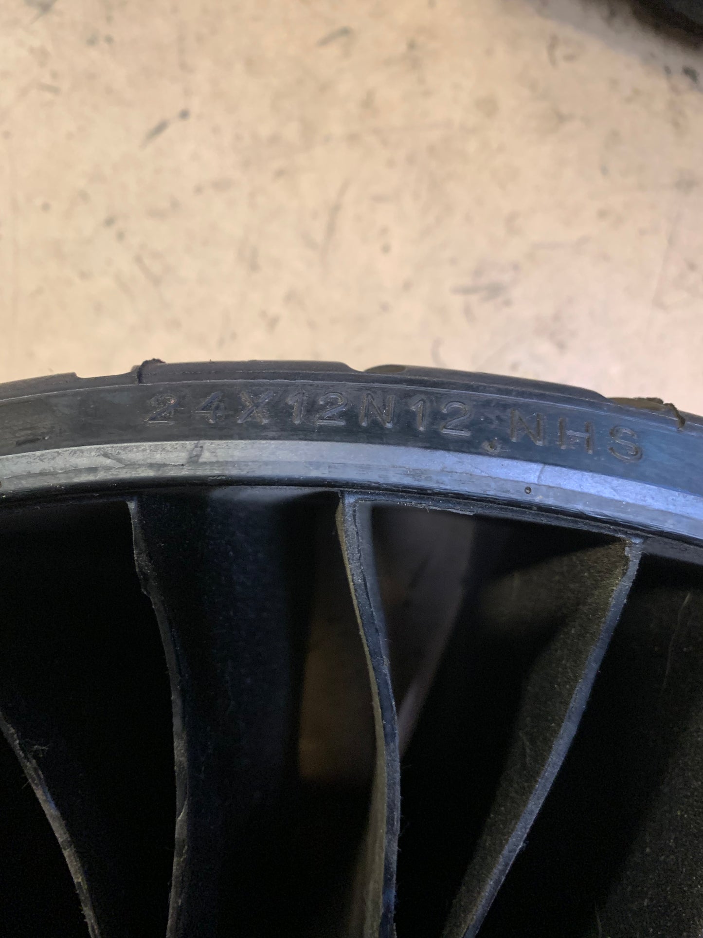 MICHELIN X TWEEL TURF BSW 24 12 12 5X4.5 ATV/UTV TIRE 54411