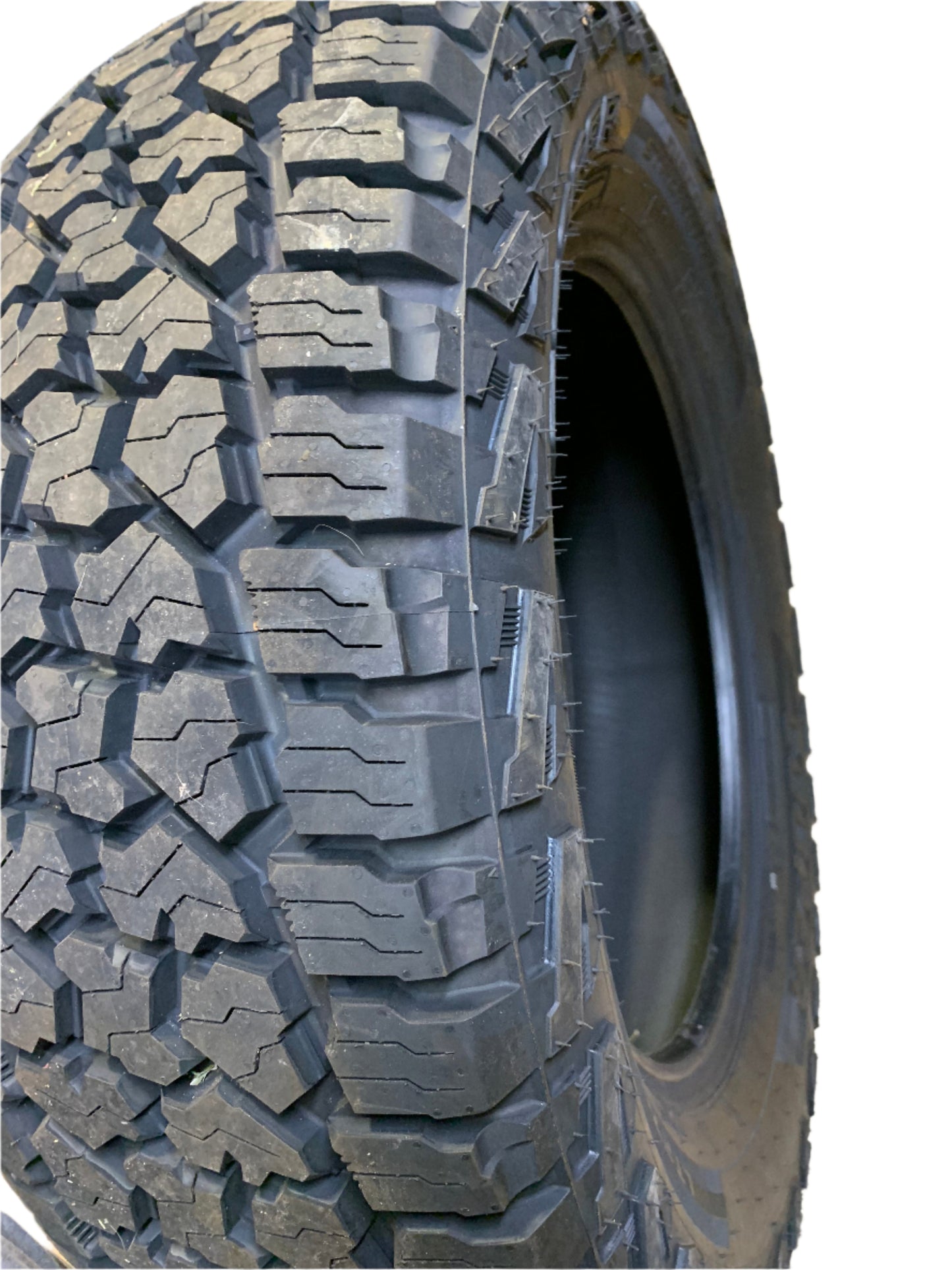 COOPER DISCOVERER STRONGHOLD AT LT 275 65 20 126/123S ALL TERRAIN TIRE 170294048