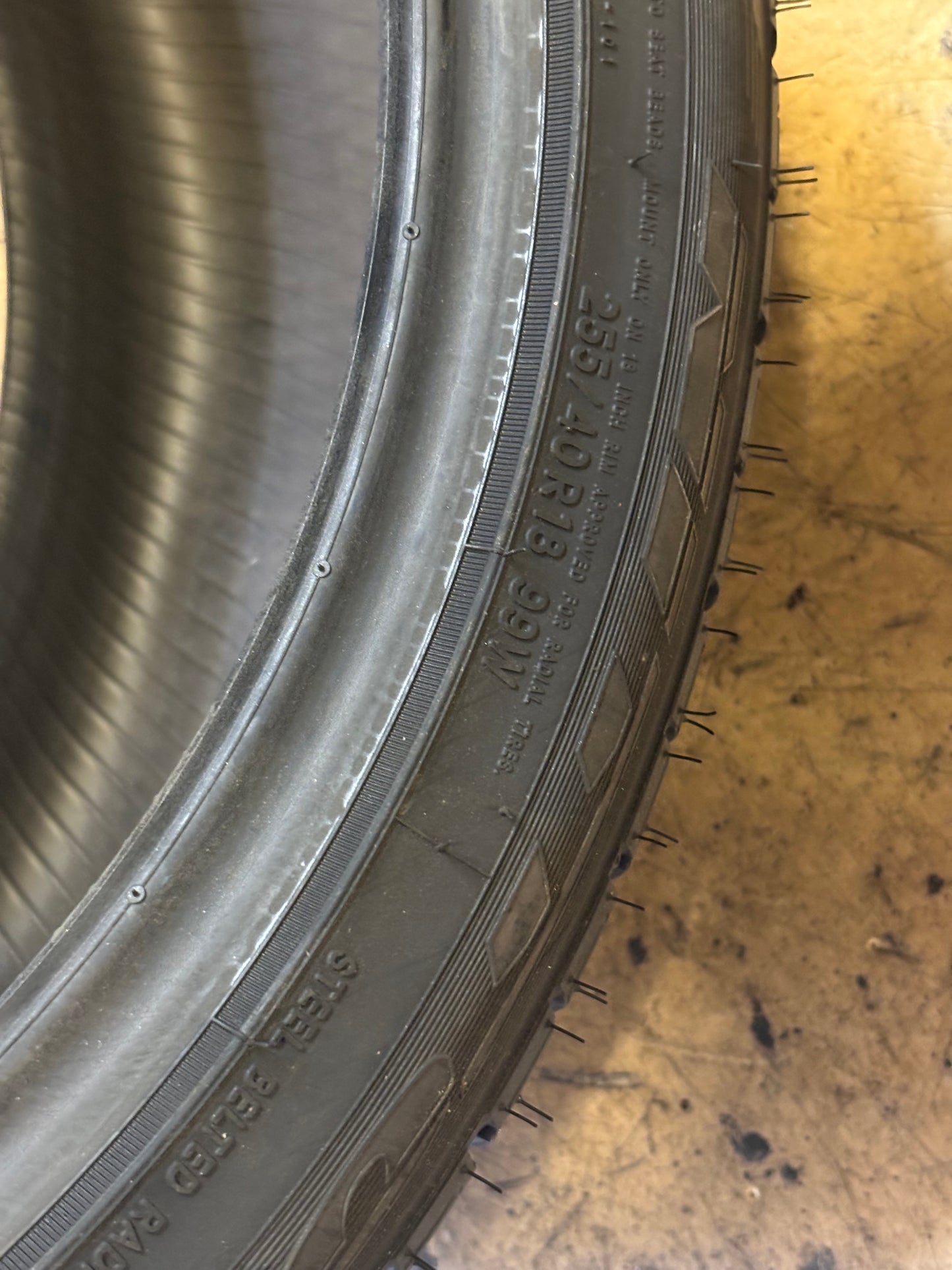NITTO MOTIVO 365 BSW P 255 40 18 99W XL ALL WEATHER TIRE 261630