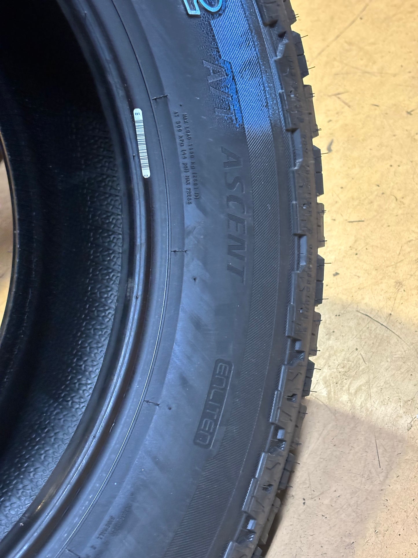 BRIDGESTONE DUELER A/T ASCENT BSW P 265 65 18 114T SL ALL TERRAIN TIRE 009705