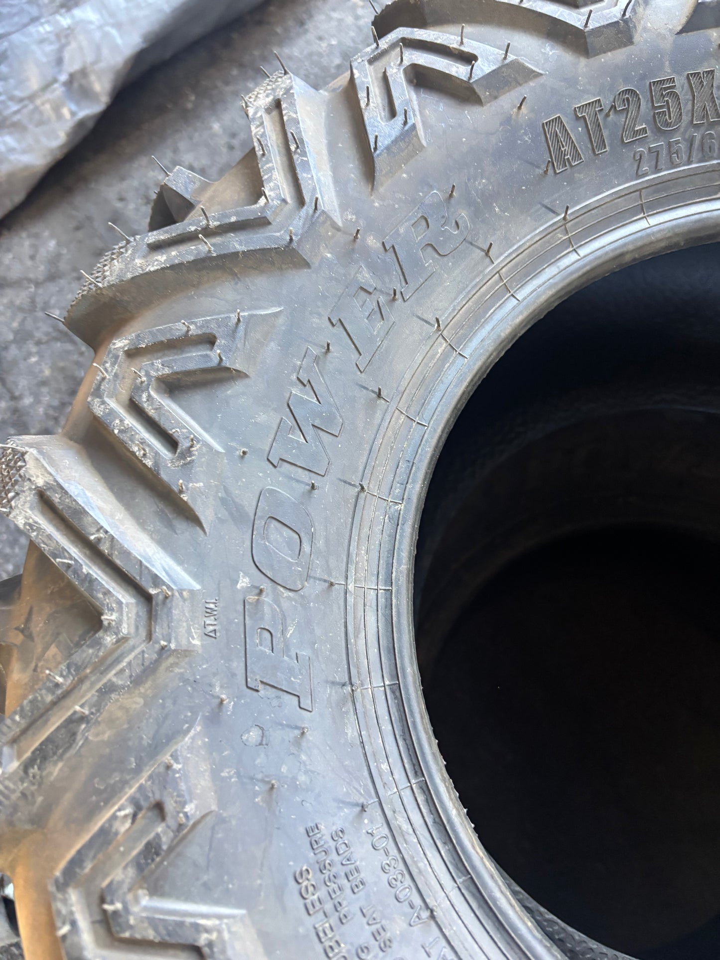 NOS SUNF POWER A033 BSW AT 25 11 12 70J 6PLY ATV/UTV TIRE 251112