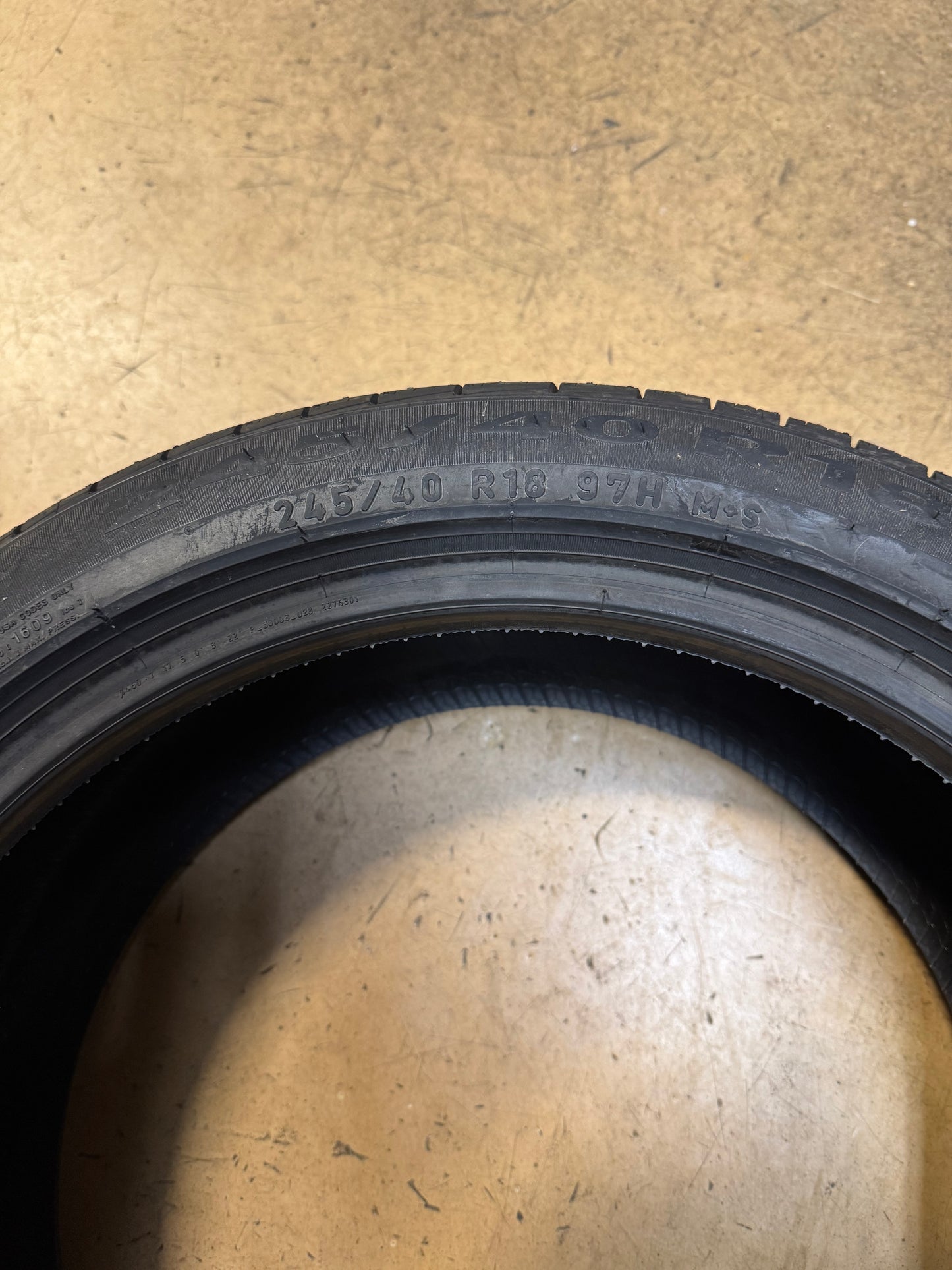 PIRELLI CINTURATO P7 ALL SEASON (AO) BSW P 245 40 18 97H XL ALL SEASON TIRE 2417600