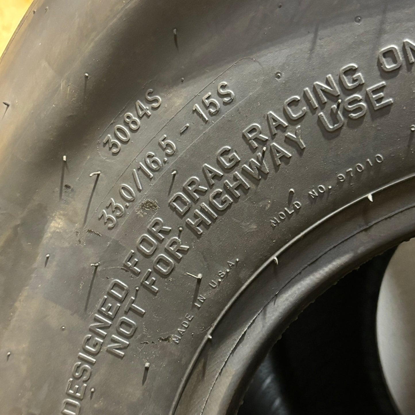 2 MICKEY THOMPSON ET WL DRAG 33 16.5 15S 105-1/2" DRAG TIRES 90000000888
