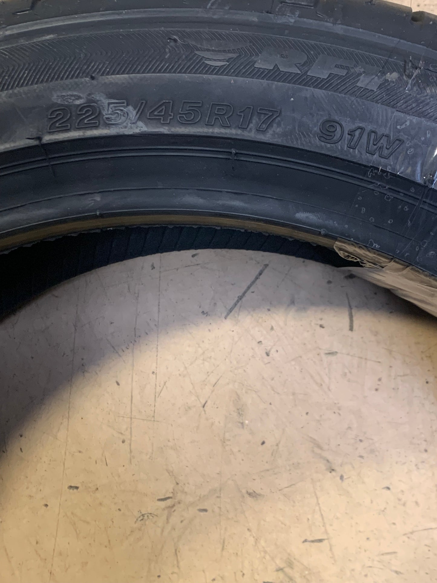 BRIDGESTONE POTENZA S001 RFT BSW P 225 45 17 91W SUMMER TIRE 23767