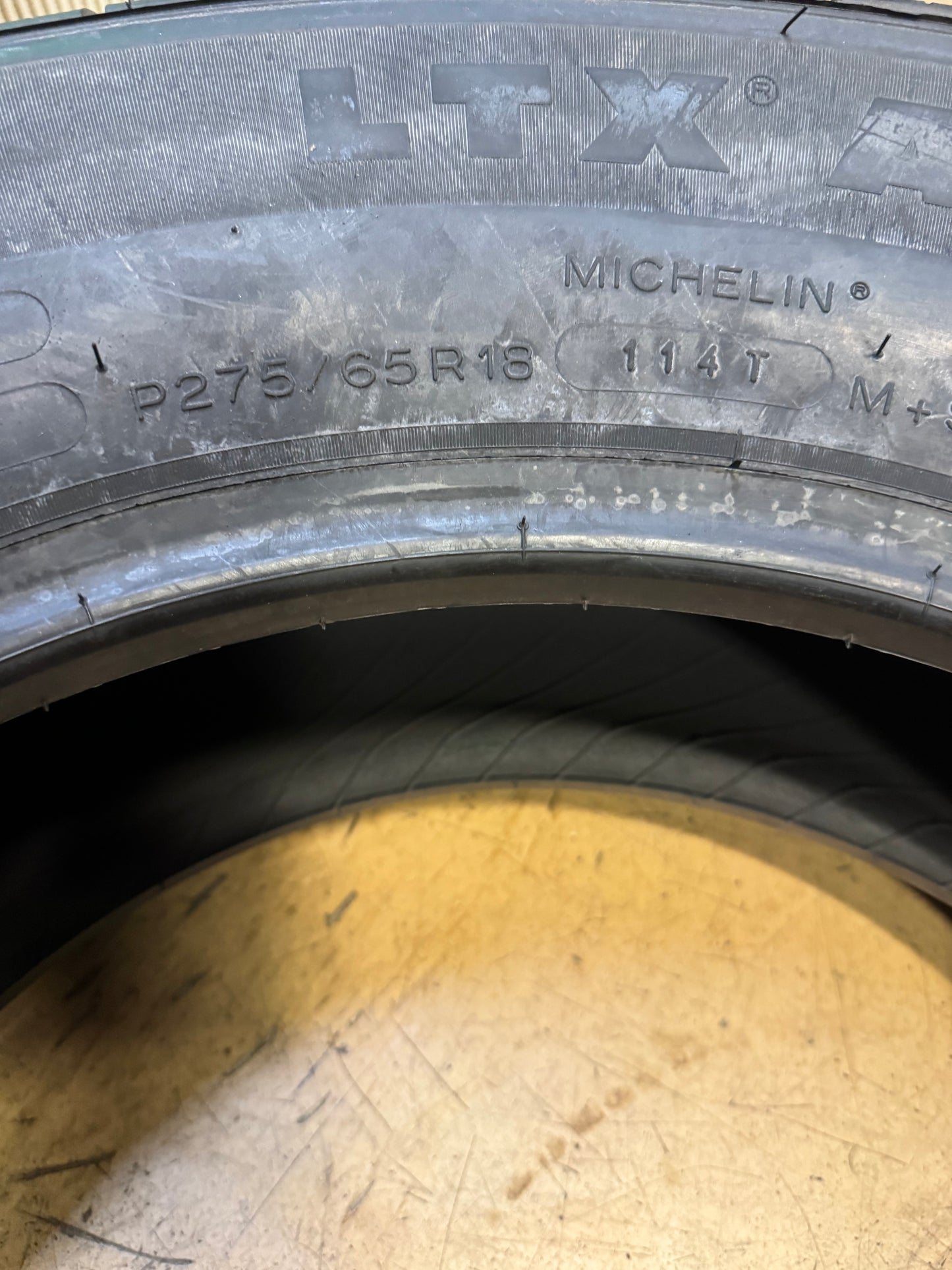 NOS MICHELIN LTX A/S BSW P 275 65 18 114T ALL SEASON TIRE 05107