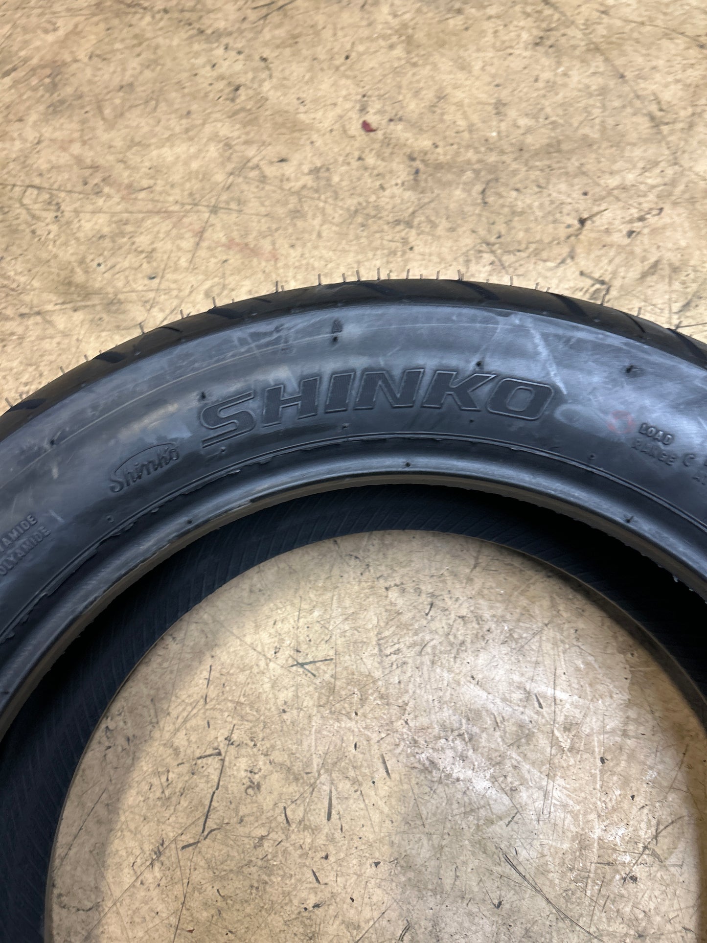 SHINKO SR777 HD BSW 180 70 15 82H REAR MOTORCYCLE TIRE 874614