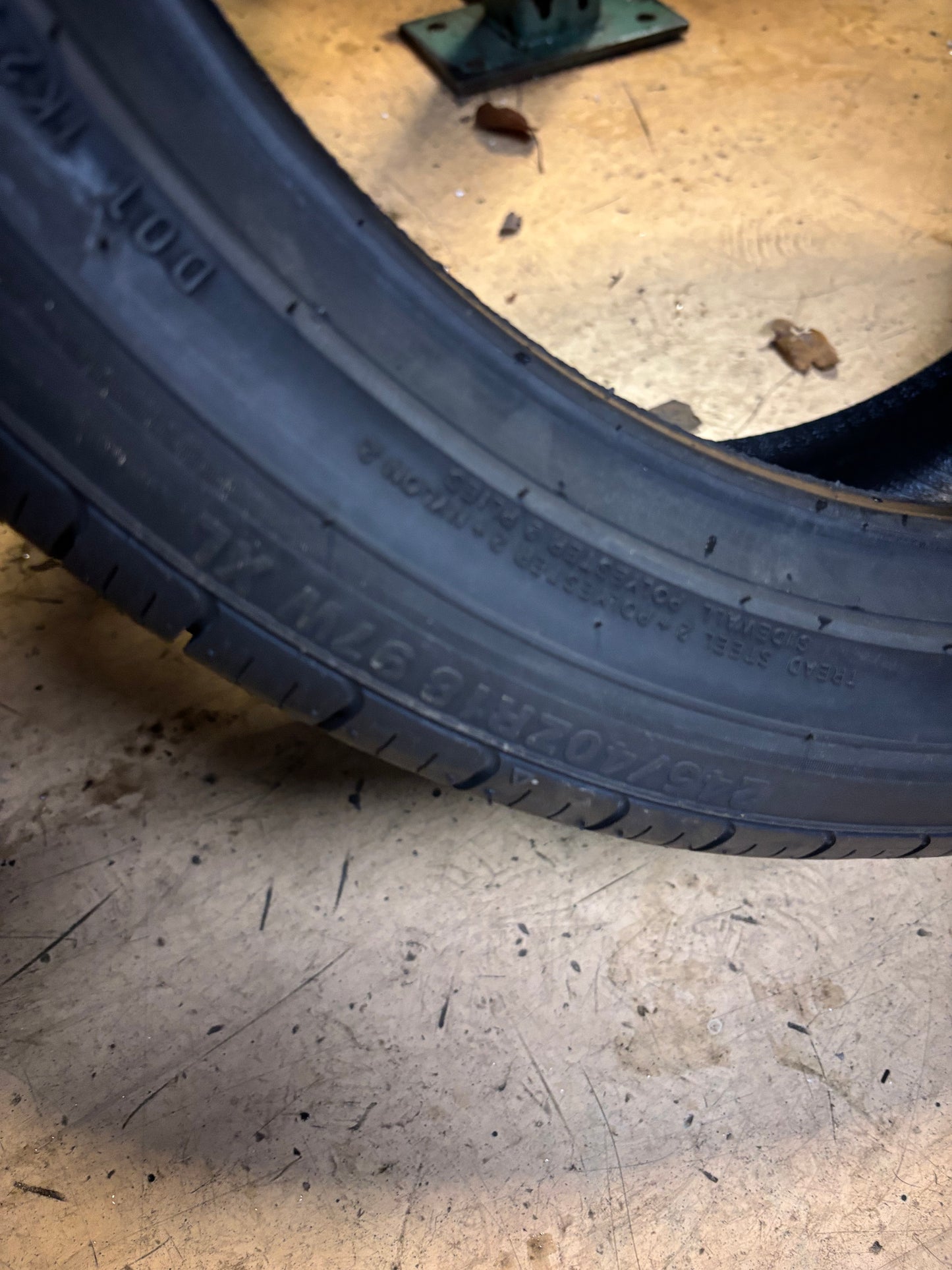 KUMHO ECSTA LX PLATINUM KU27 P 245 40 18 97W XL ALL SEASON TIRES 2134363