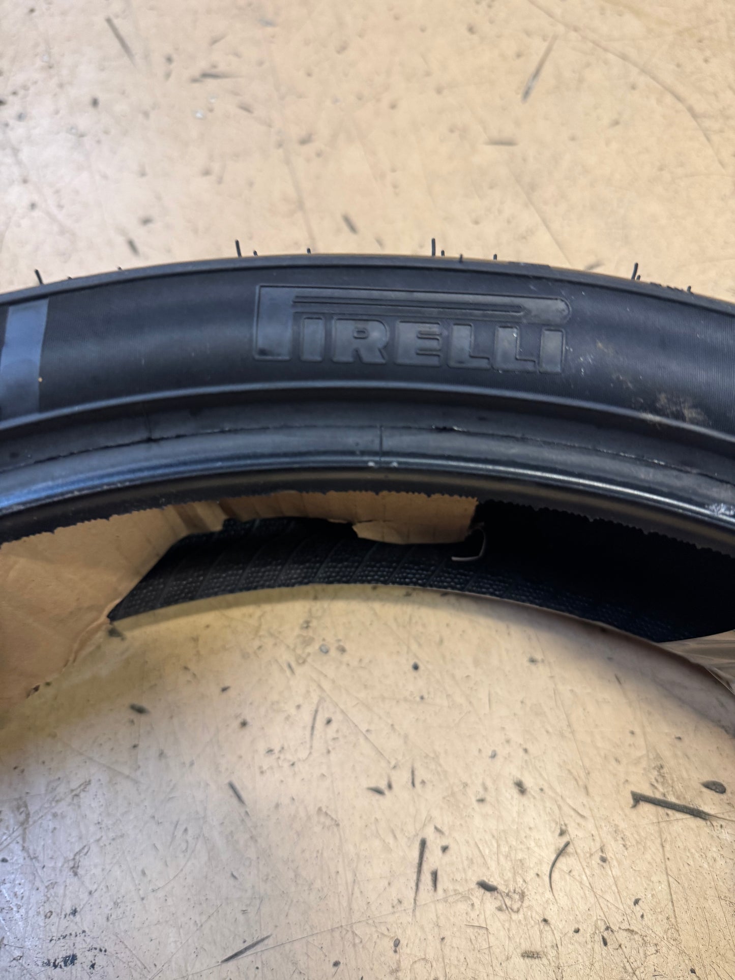 PIRELLI DIABLO ROSSO IV BSW 110 70 17 54H FRONT MOTORCYCLE TIRE 3978400