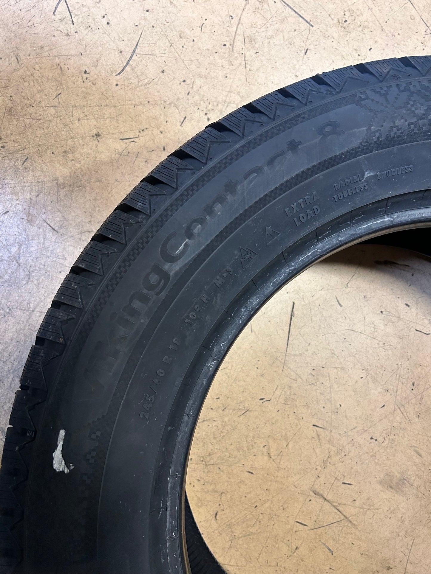 CONTINENTAL VIKING CONTACT 8 BSW P 245 60 18 109H XL WINTER TIRE 03457840000