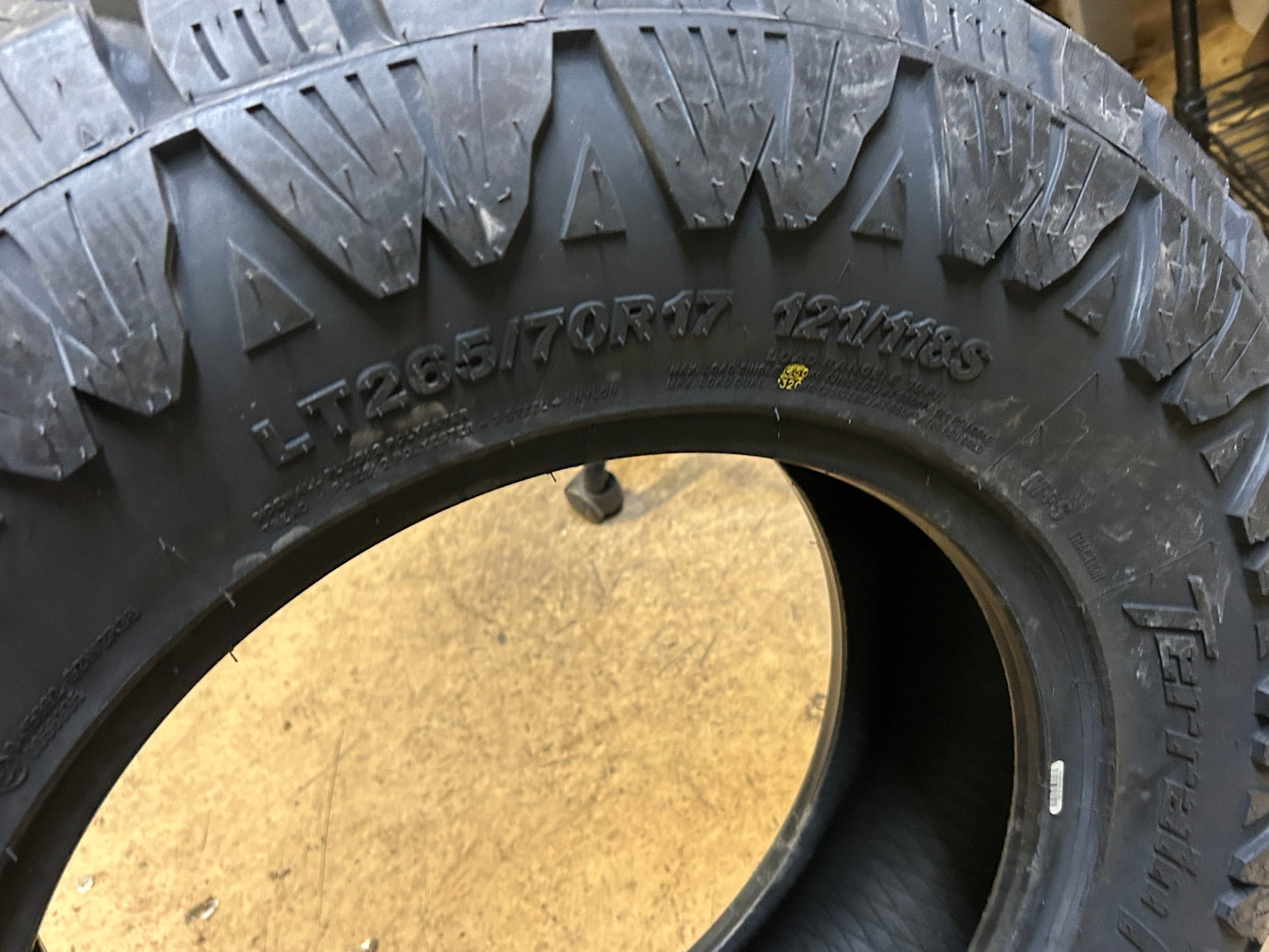 AMP TERRAIN PRO A/T P LT 265 70 17 121/118S 10PLY ALL TERRAIN TIRE 2657017AMPCA2