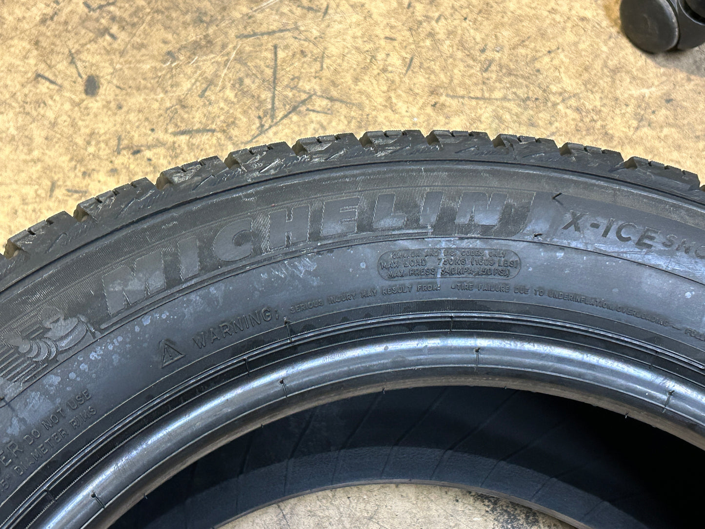 MICHELIN X-ICE SNOW BSW P 215 55 16 97H XL WINTER TIRE 34417