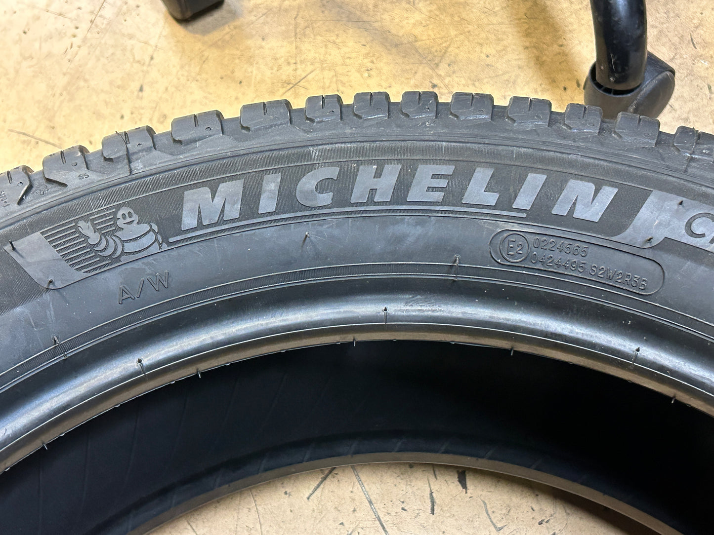 MICHELIN CROSSCLIMATE 2 BSW P 285 45 21 113V XL ALL SEASON TIRE 69136