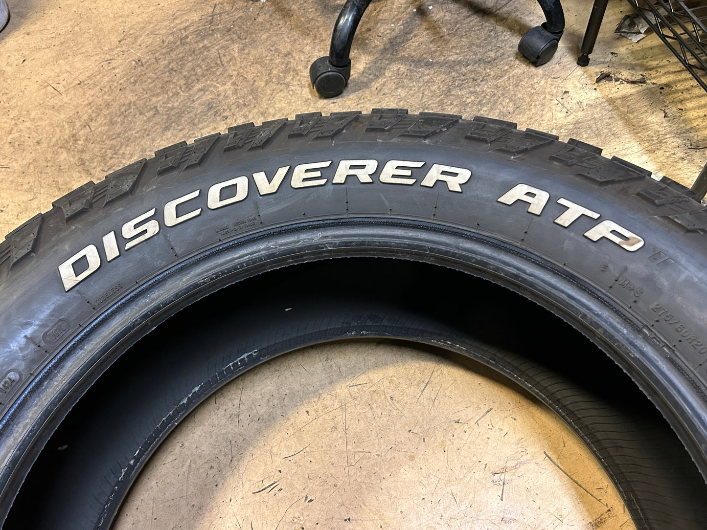 USED 11/32’’ COOPER DISCOVERER ATP II BSW P 275 60 20 115T ALL TERRAIN TIRE 171232041